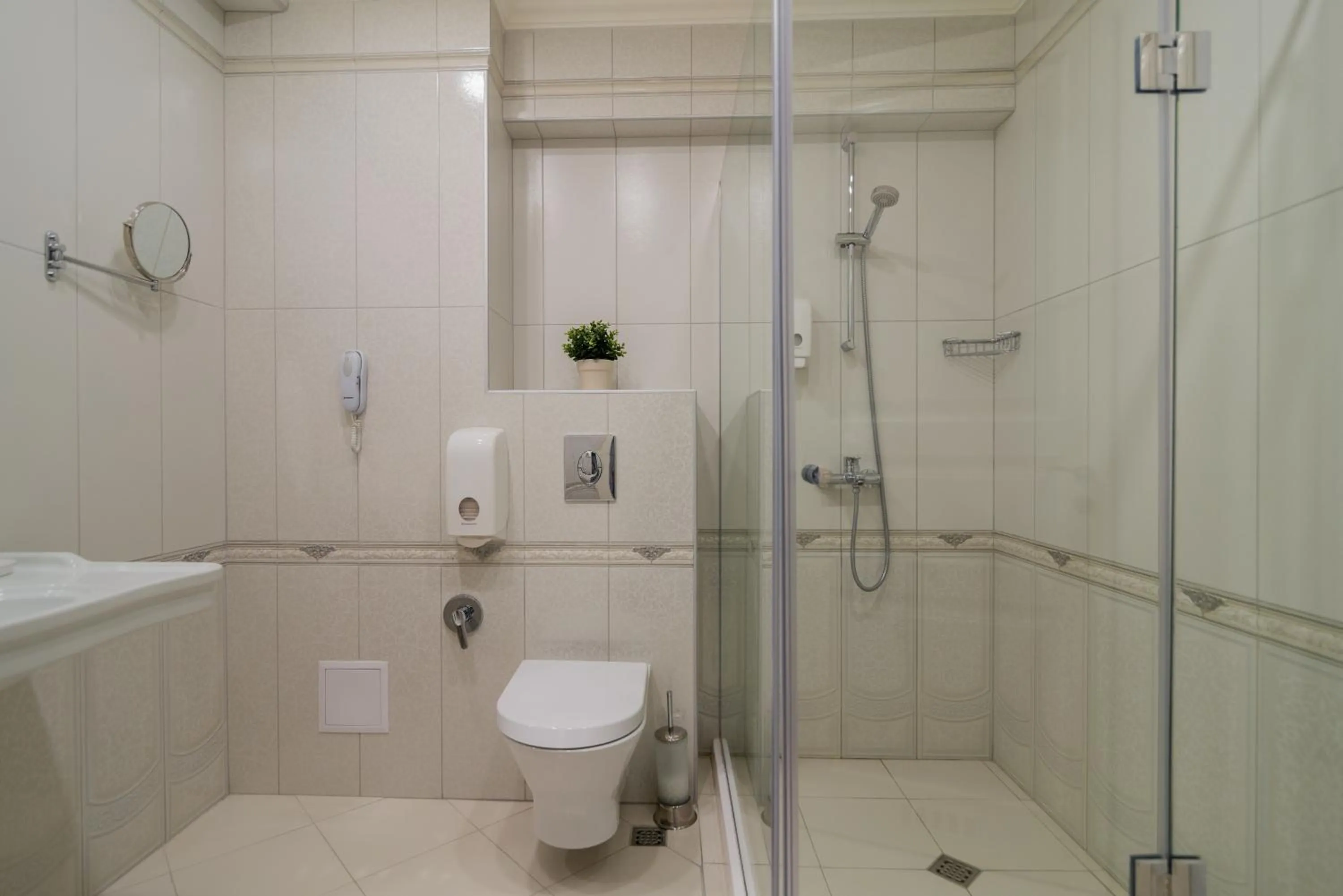 Bathroom in Sunny Castle Hotel - All Inclusive, Beach and Free parking