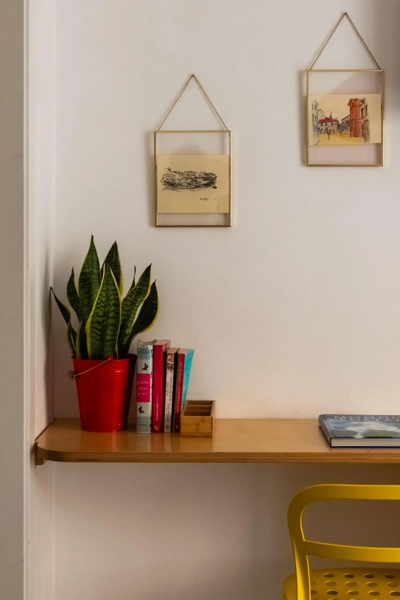 Decorative detail in Pretoria Rooms