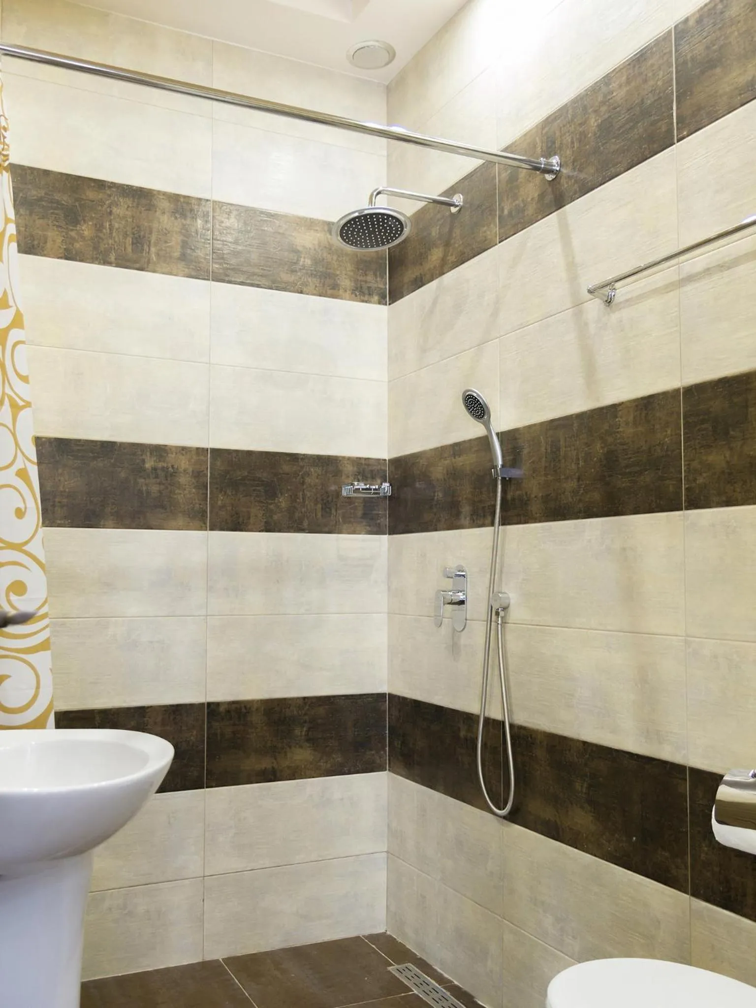 Bathroom in Premium Hotel Yerevan