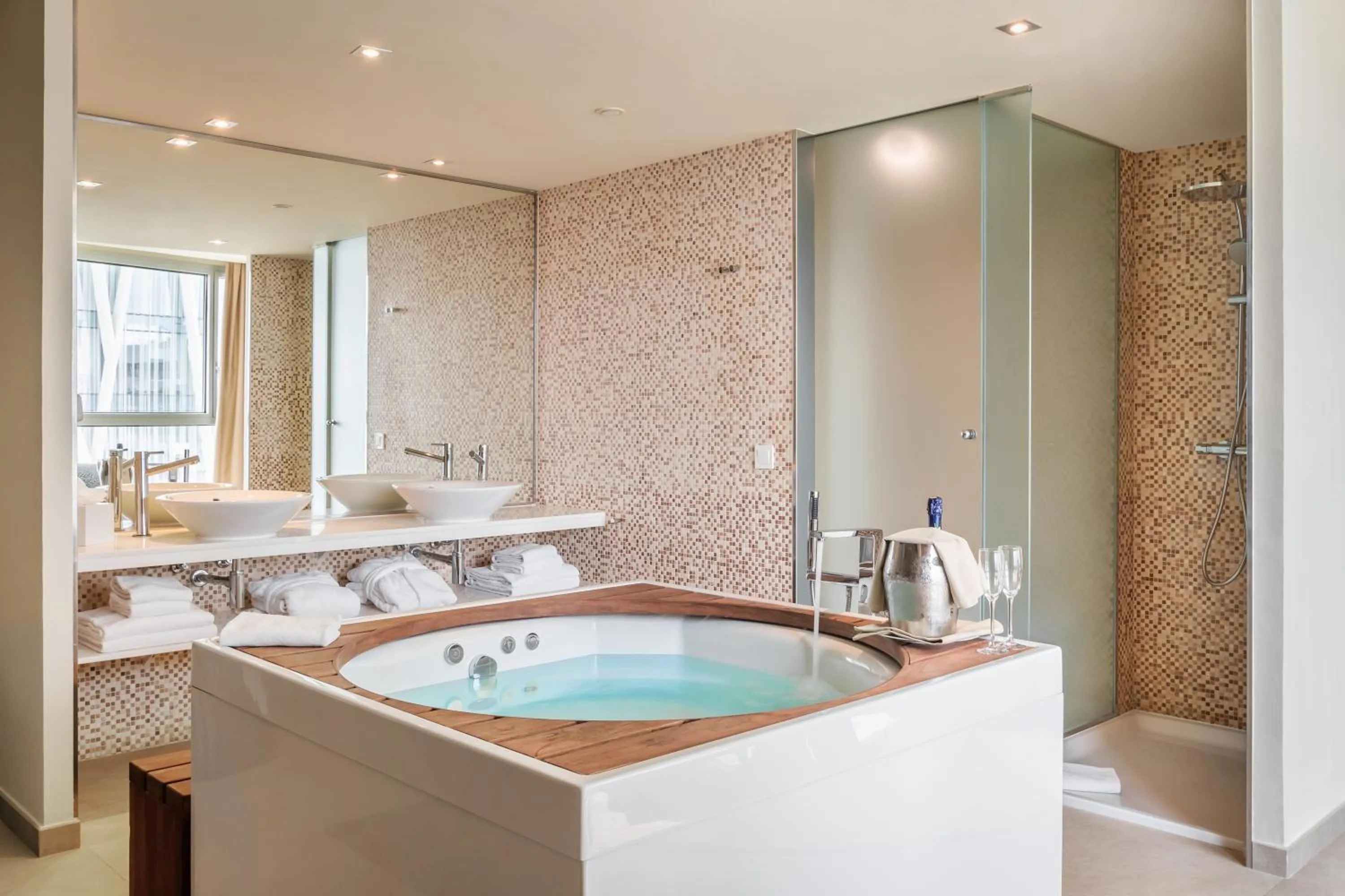 Hot Tub in Hotel SB Diagonal Zero 4 Sup