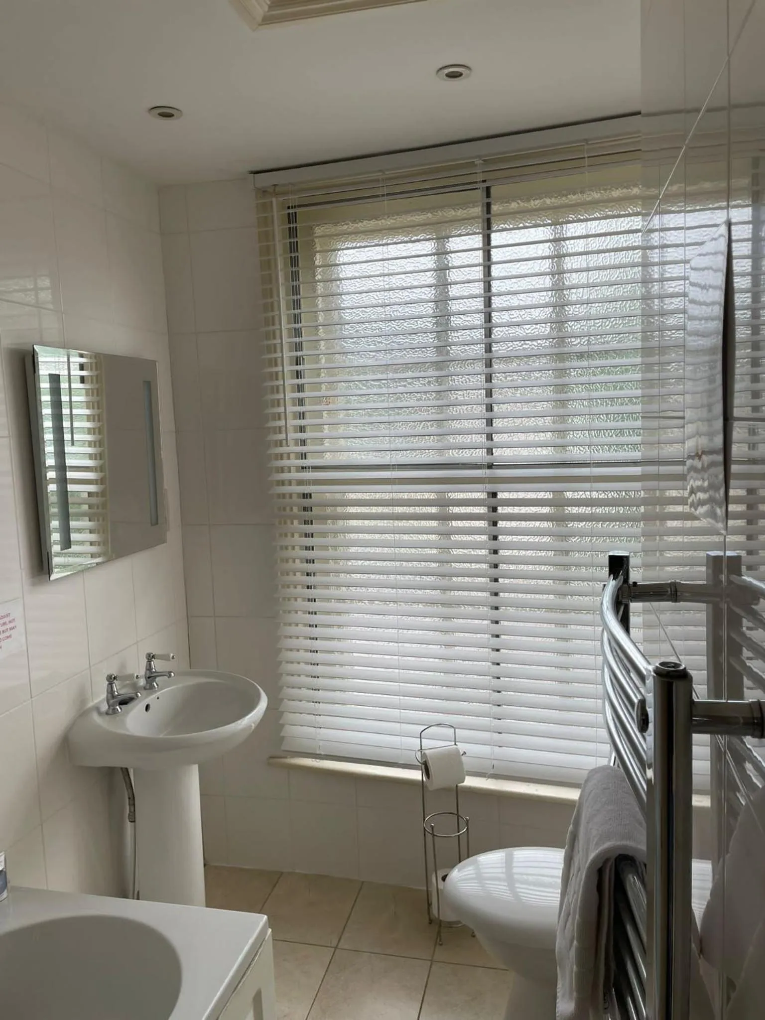 Bedroom in The White Hart