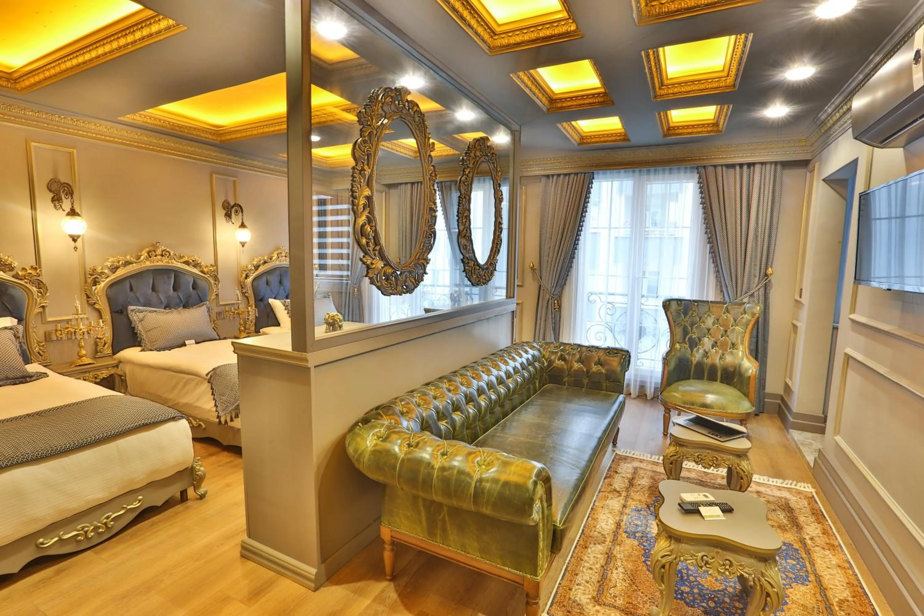 Two-Bedroom Suite in REAL KiNG RESiDANCE