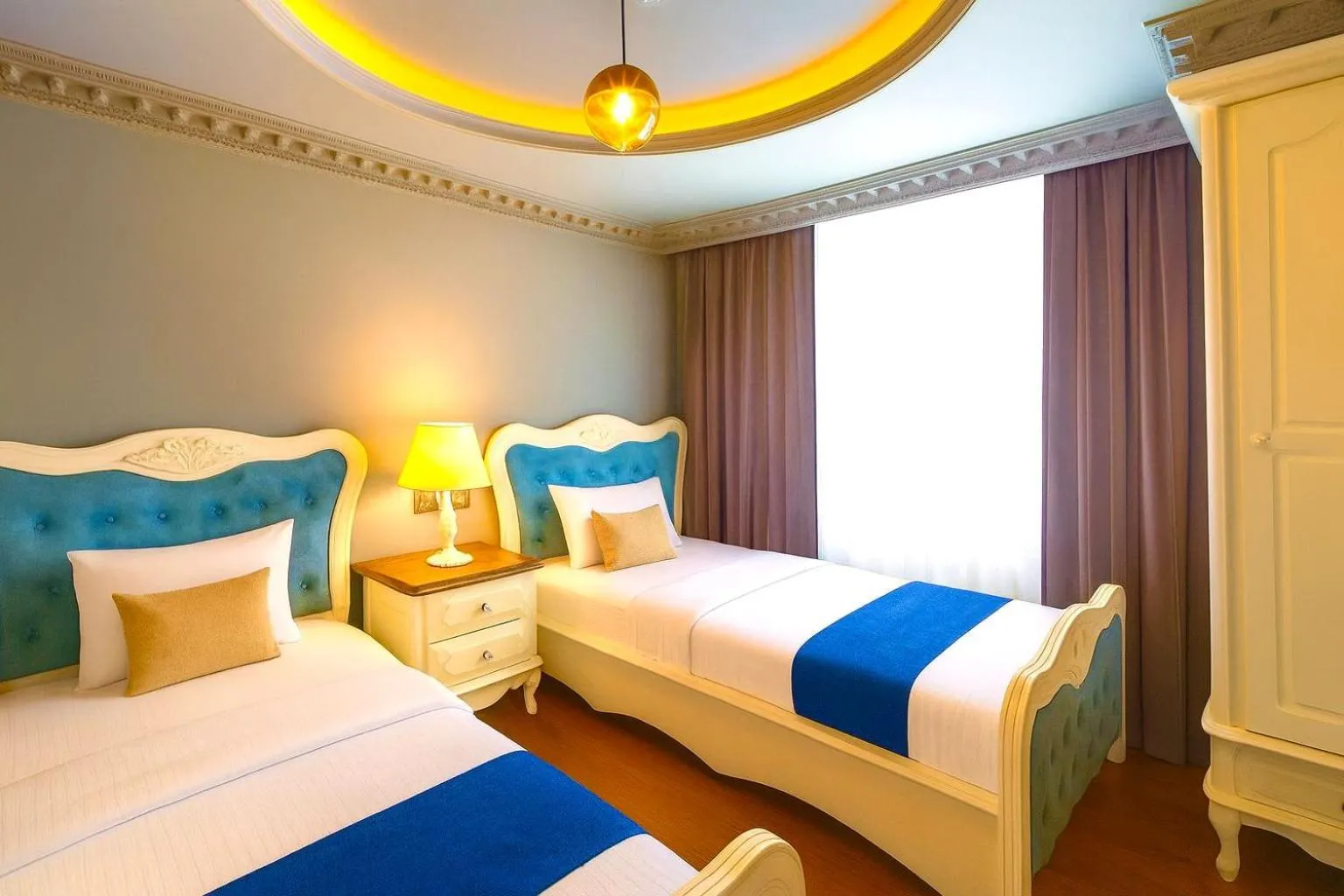 Photo of the whole room in REAL KiNG RESiDANCE