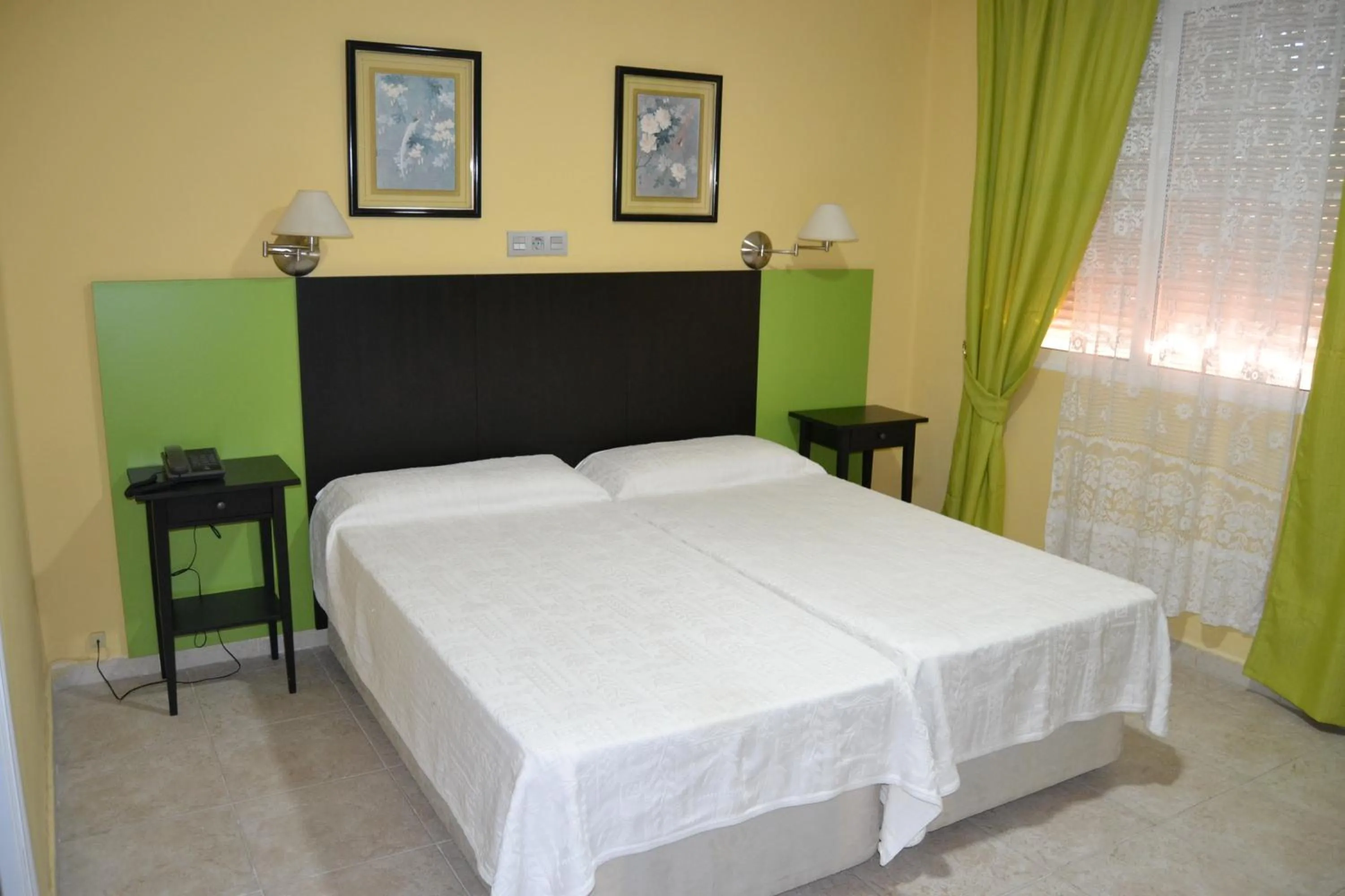 Photo of the whole room, Bed in Hotel Miramar