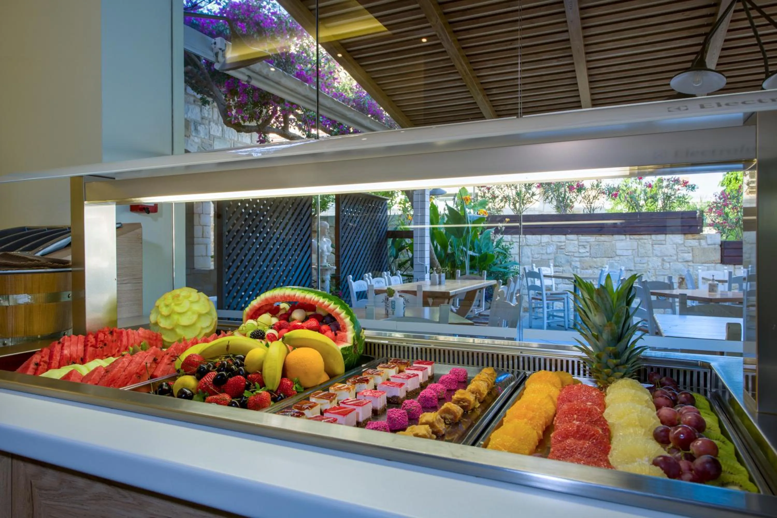 Breakfast in Isida Hotel Agia Marina