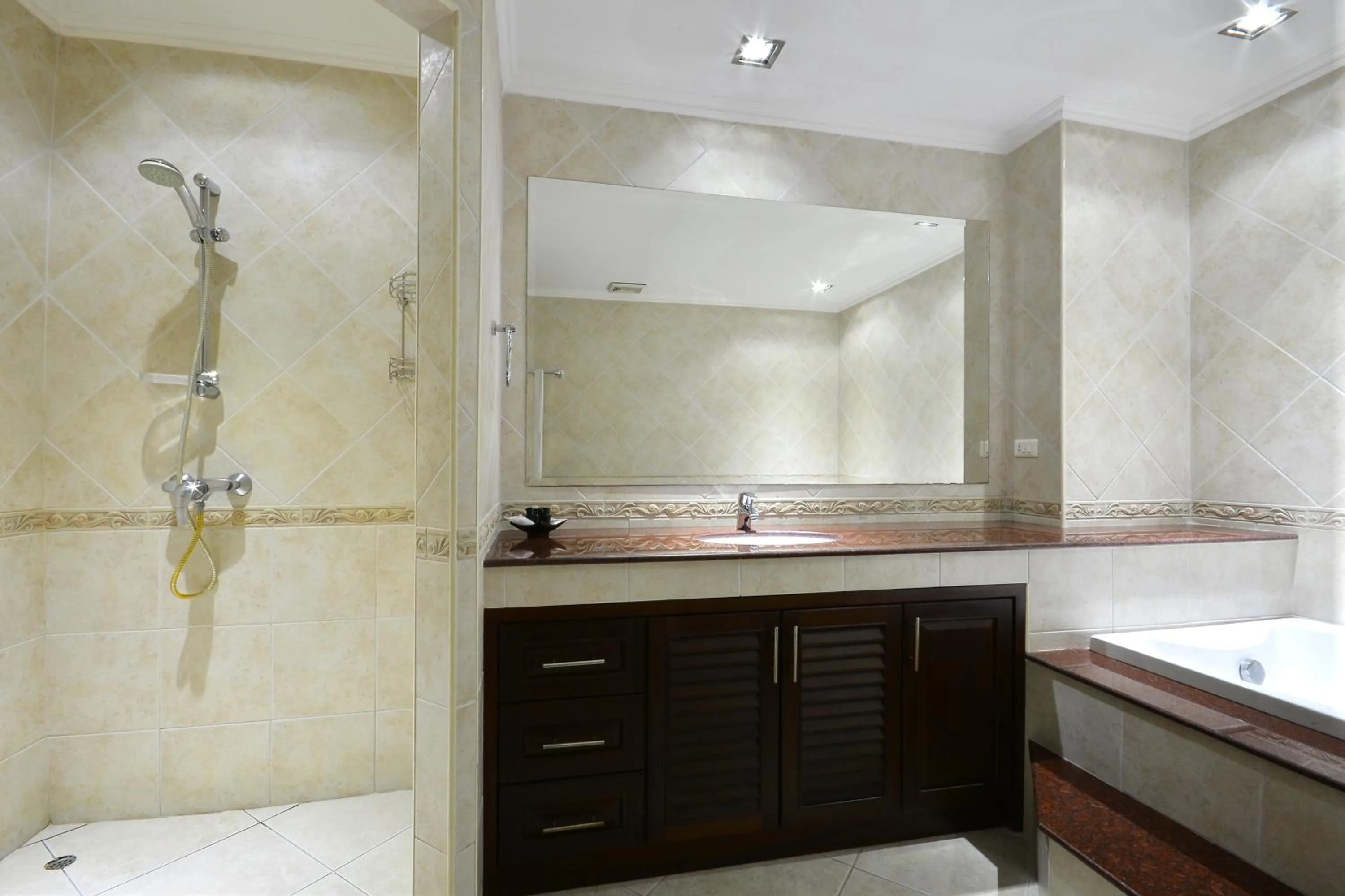 Photo of the whole room in View Talay Residence 6 Wongamat Beach