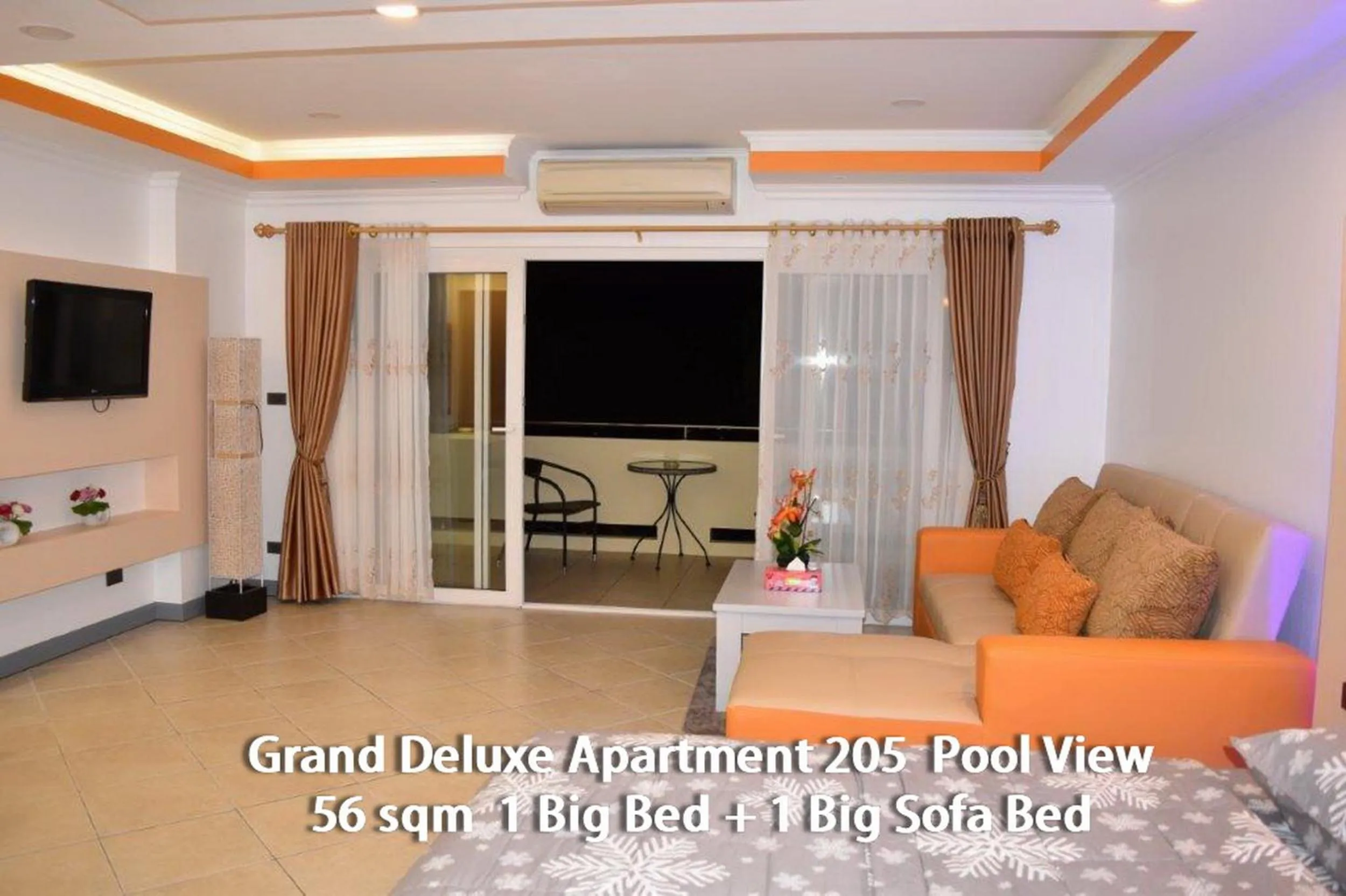 Photo of the whole room in View Talay Residence 6 Wongamat Beach