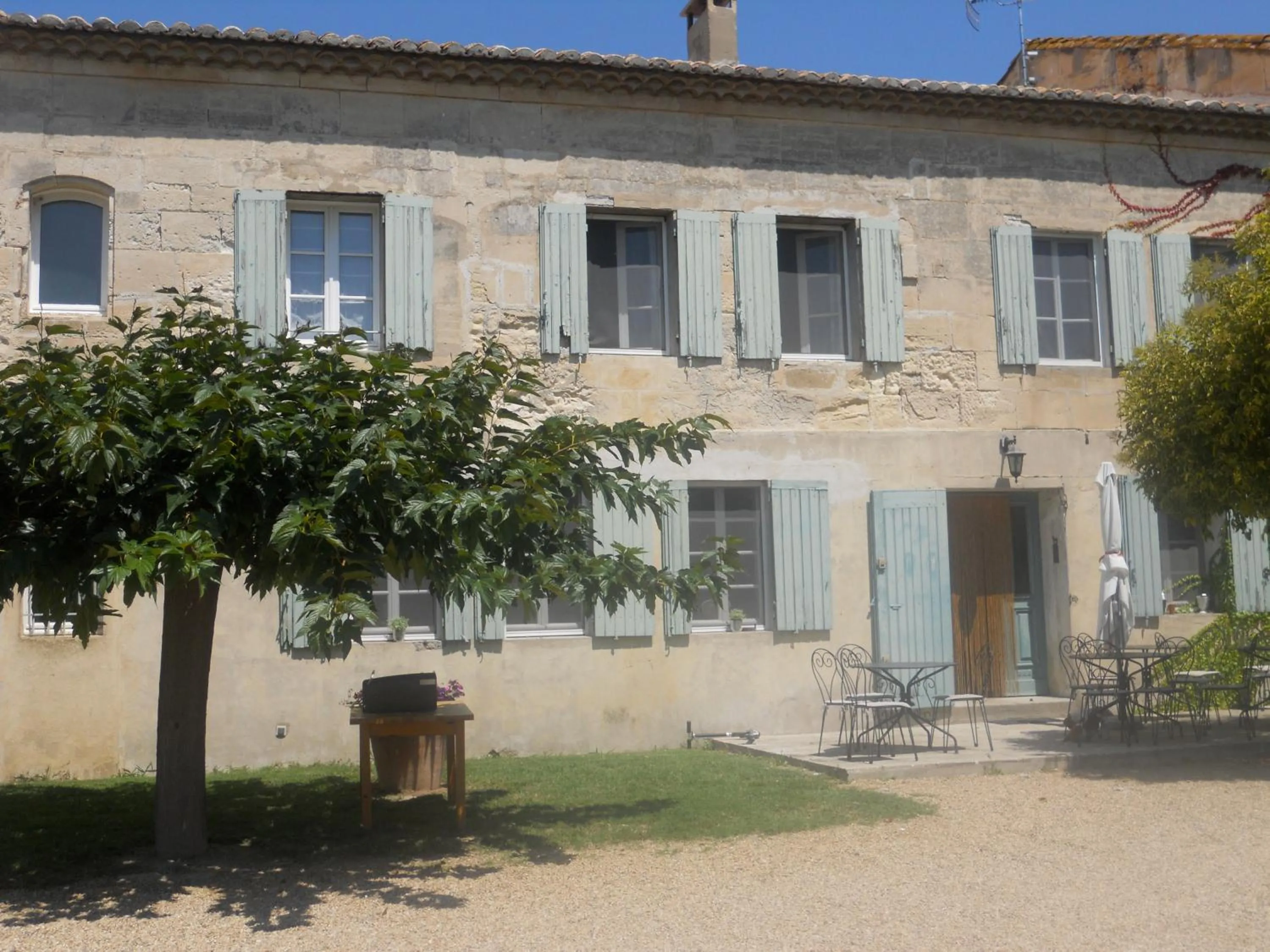 Facade/entrance in Chambres d'hôtes Mas Petit Prince