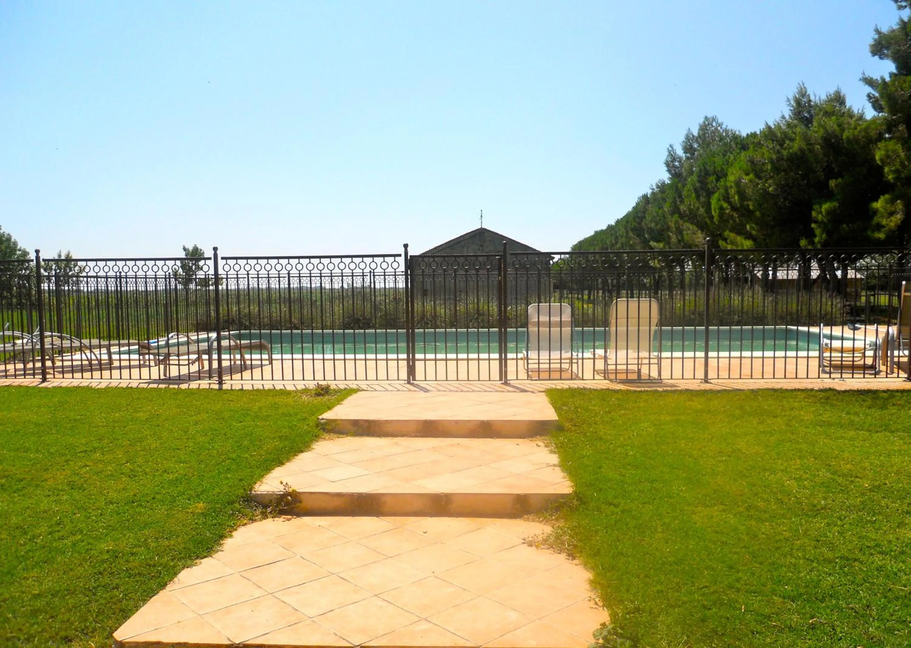 Garden in Chambres d'hôtes Mas Petit Prince