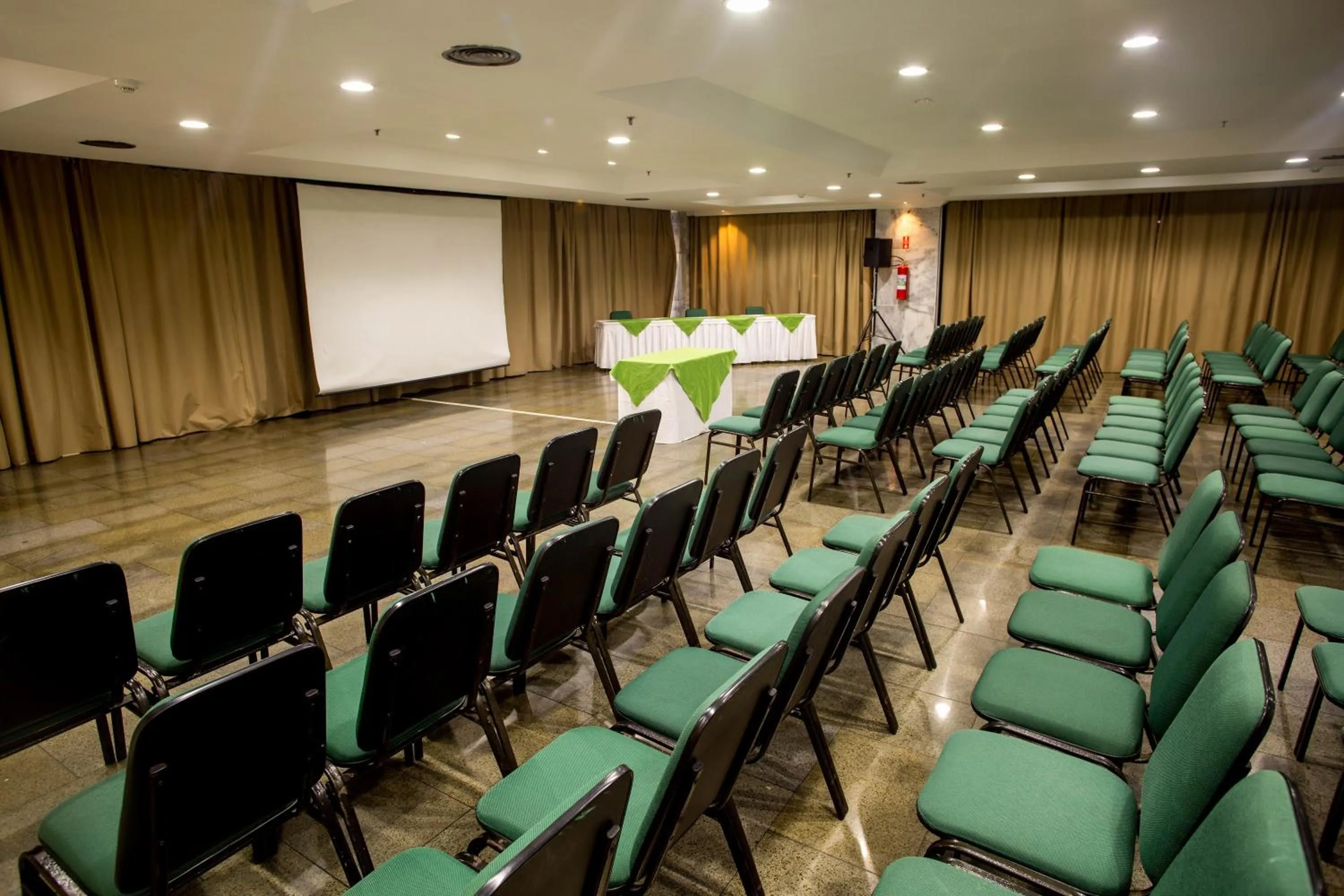 Meeting/conference room in Hotel Nacional Inn Campinas Trevo