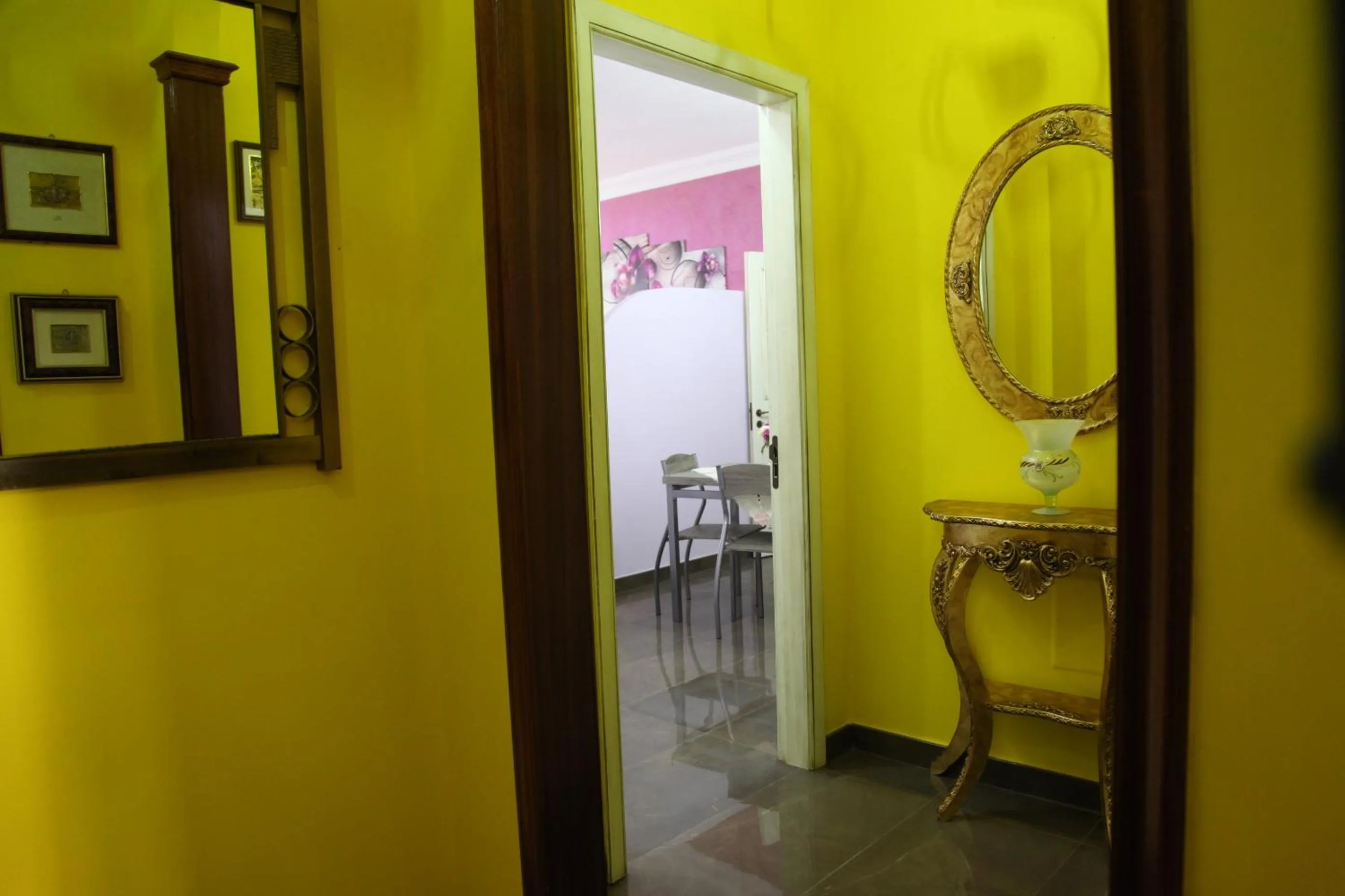 Decorative detail in Palazzo Primavera