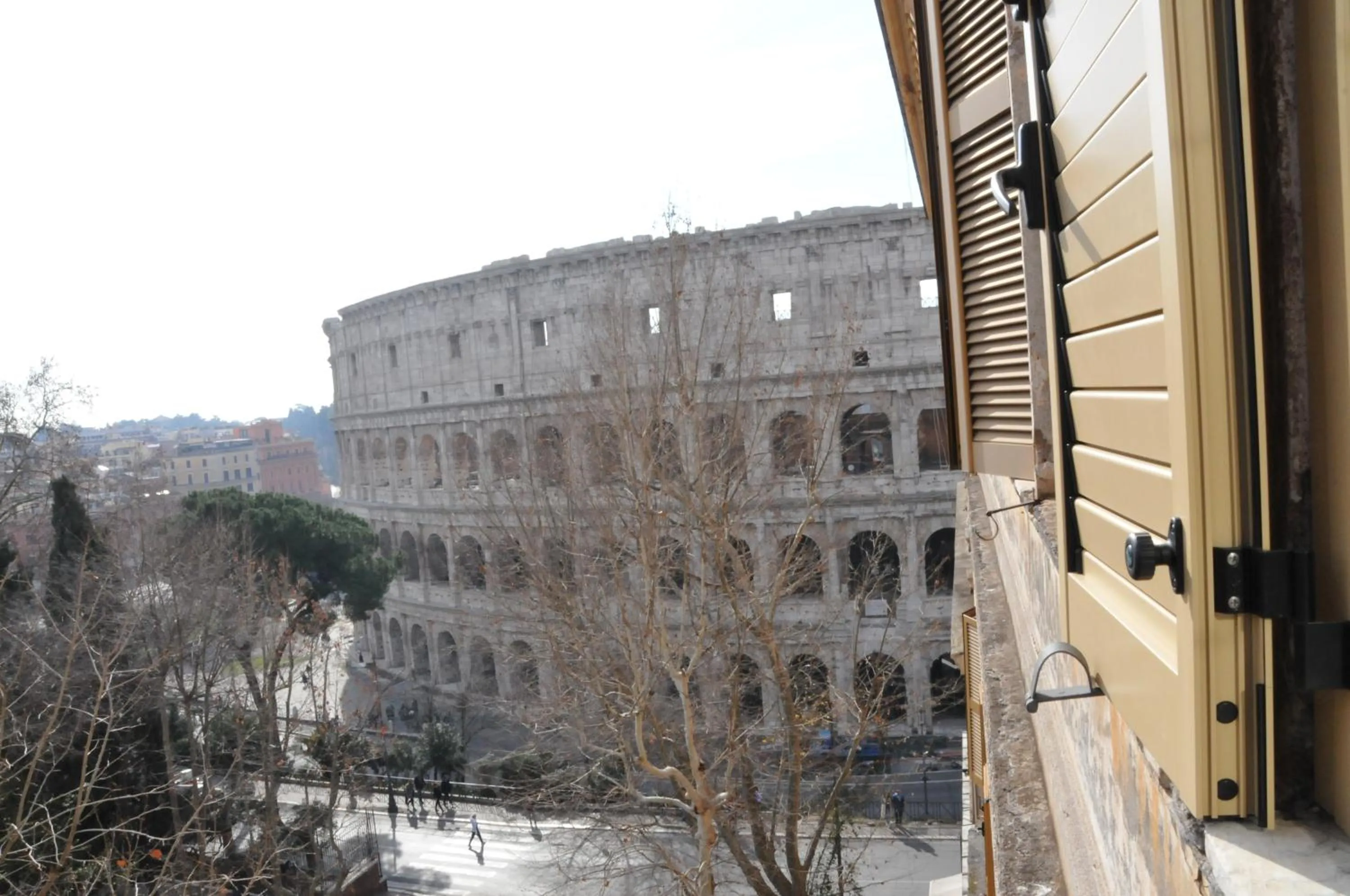 City view in Colosseum Corner