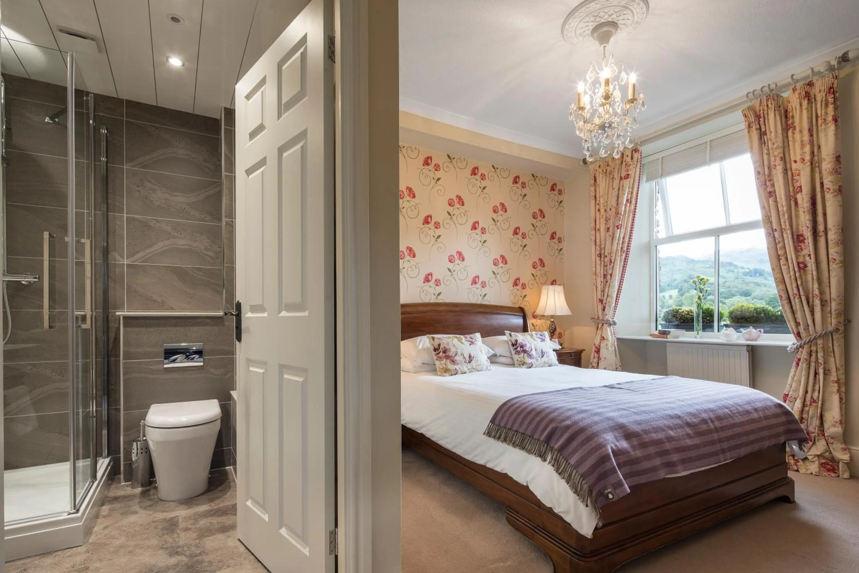 Bed in Raise View House