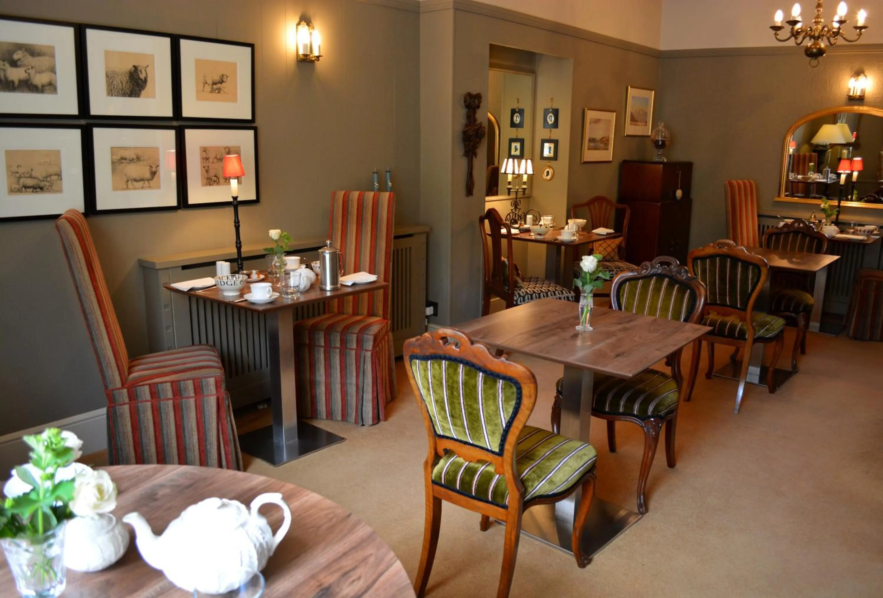 Dining area in Raise View House