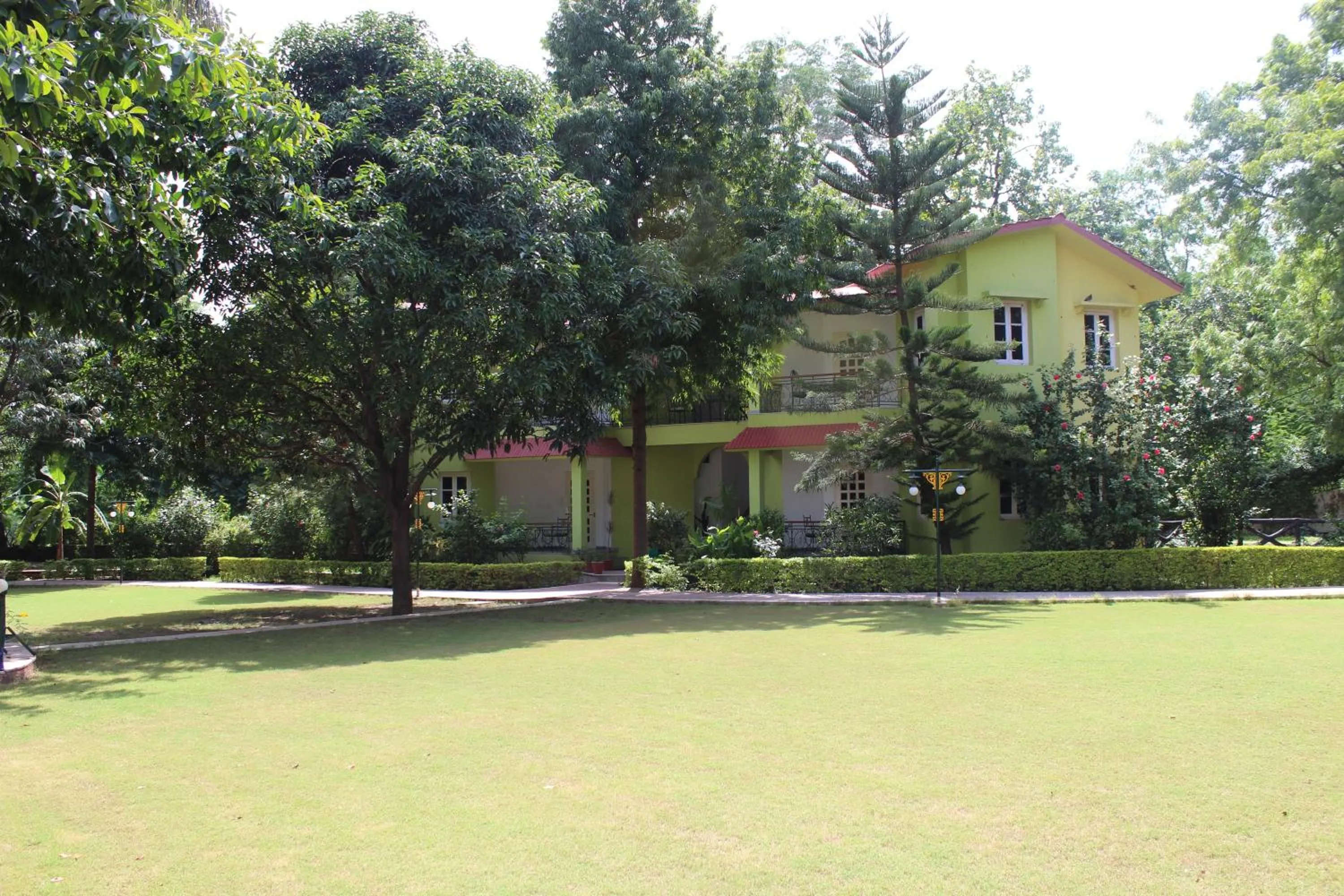 Garden in Amantra Shilpi Resort & Spa Udaipur