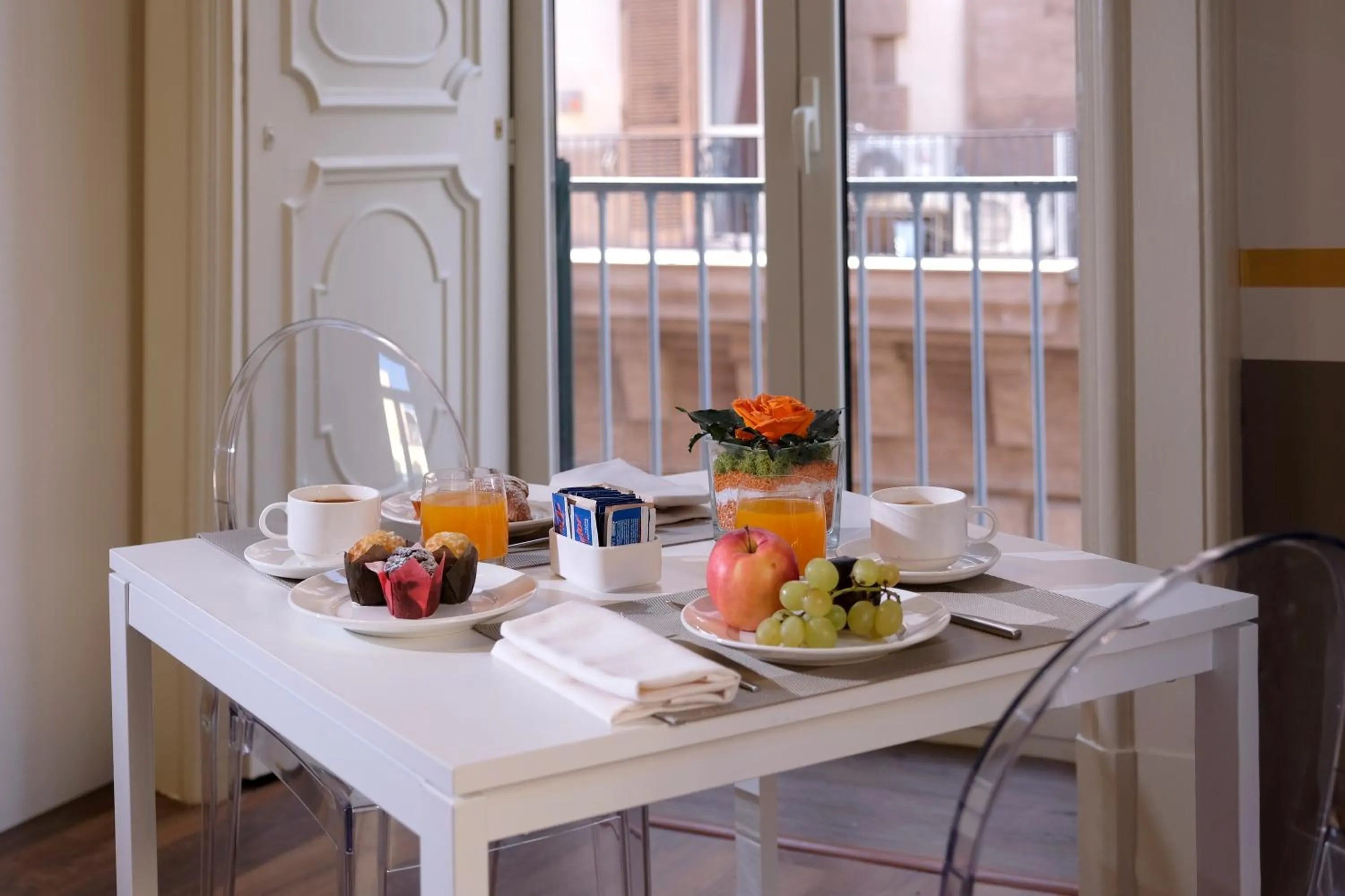 Food and drinks in Napoli Class