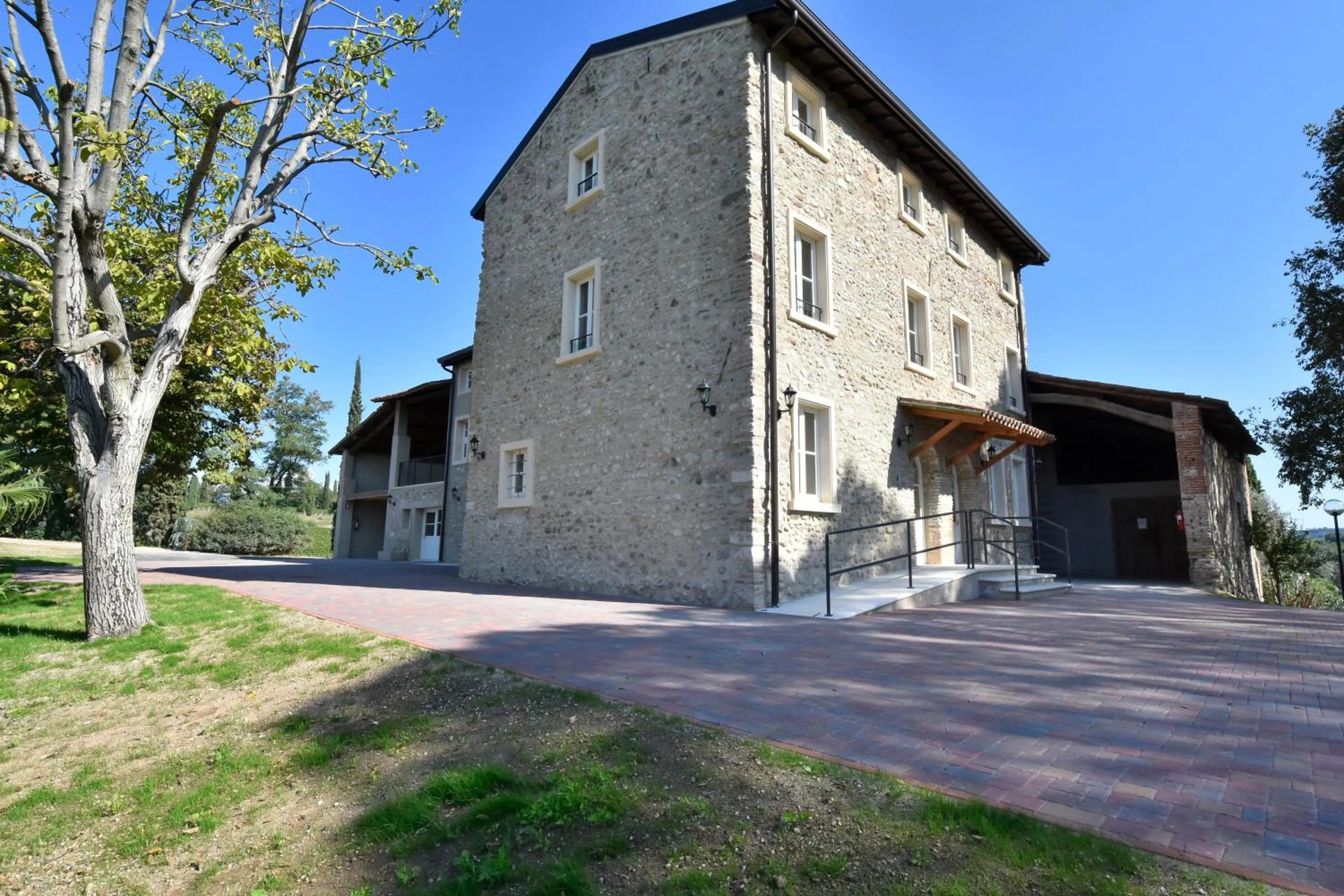 Property building in Le Palazzole