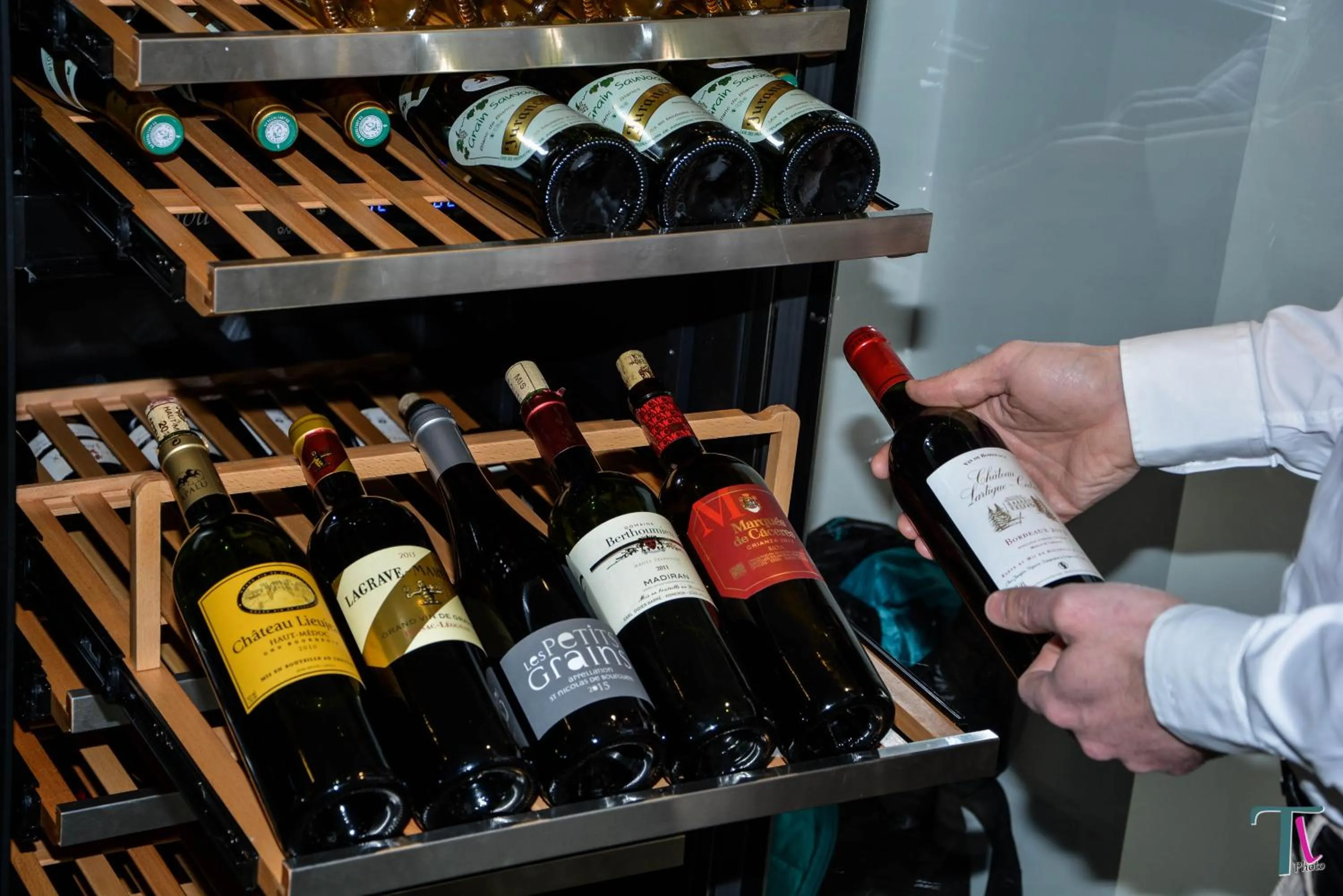 Restaurant/places to eat in Le Matisse Pau Centre