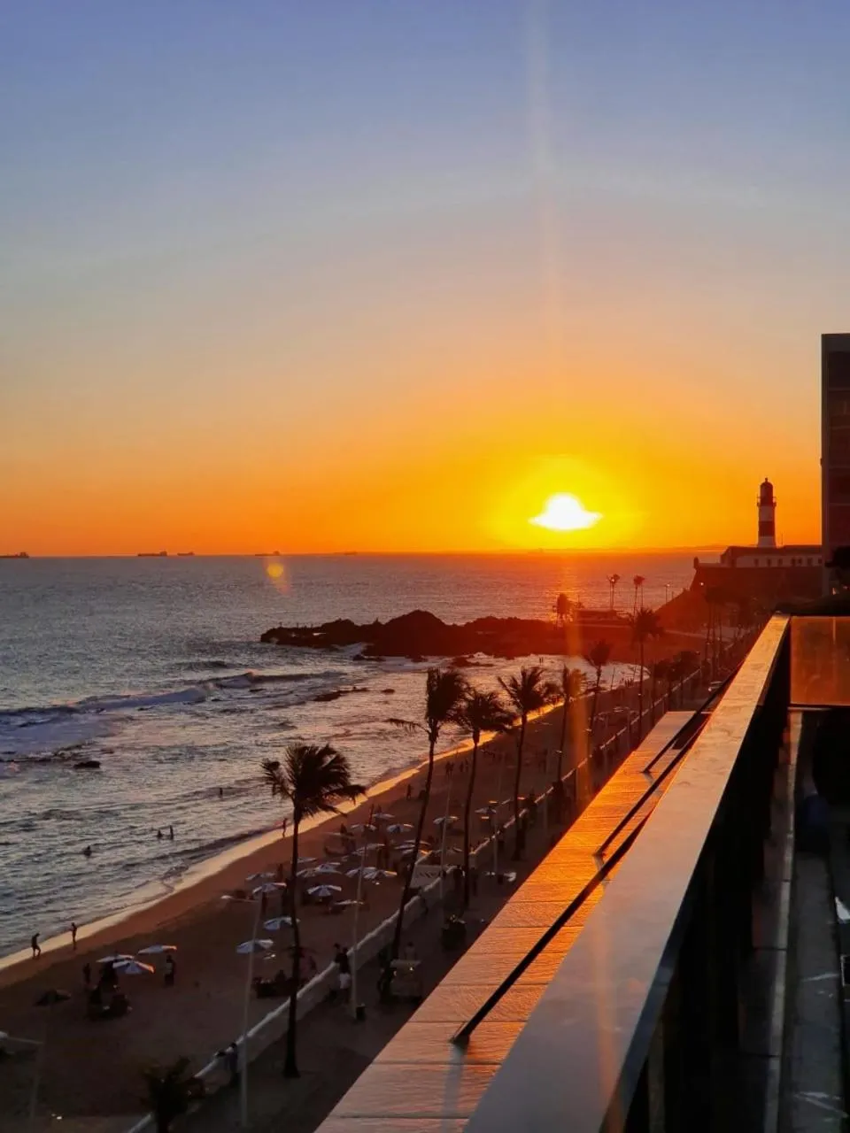 Property building in Farol Barra Flat 202