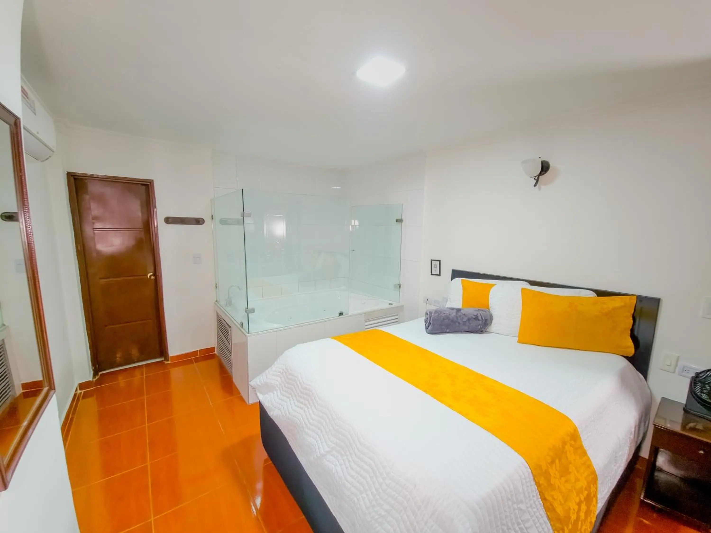 Bed in Hotel Avenida 3 Real en el norte de Cali