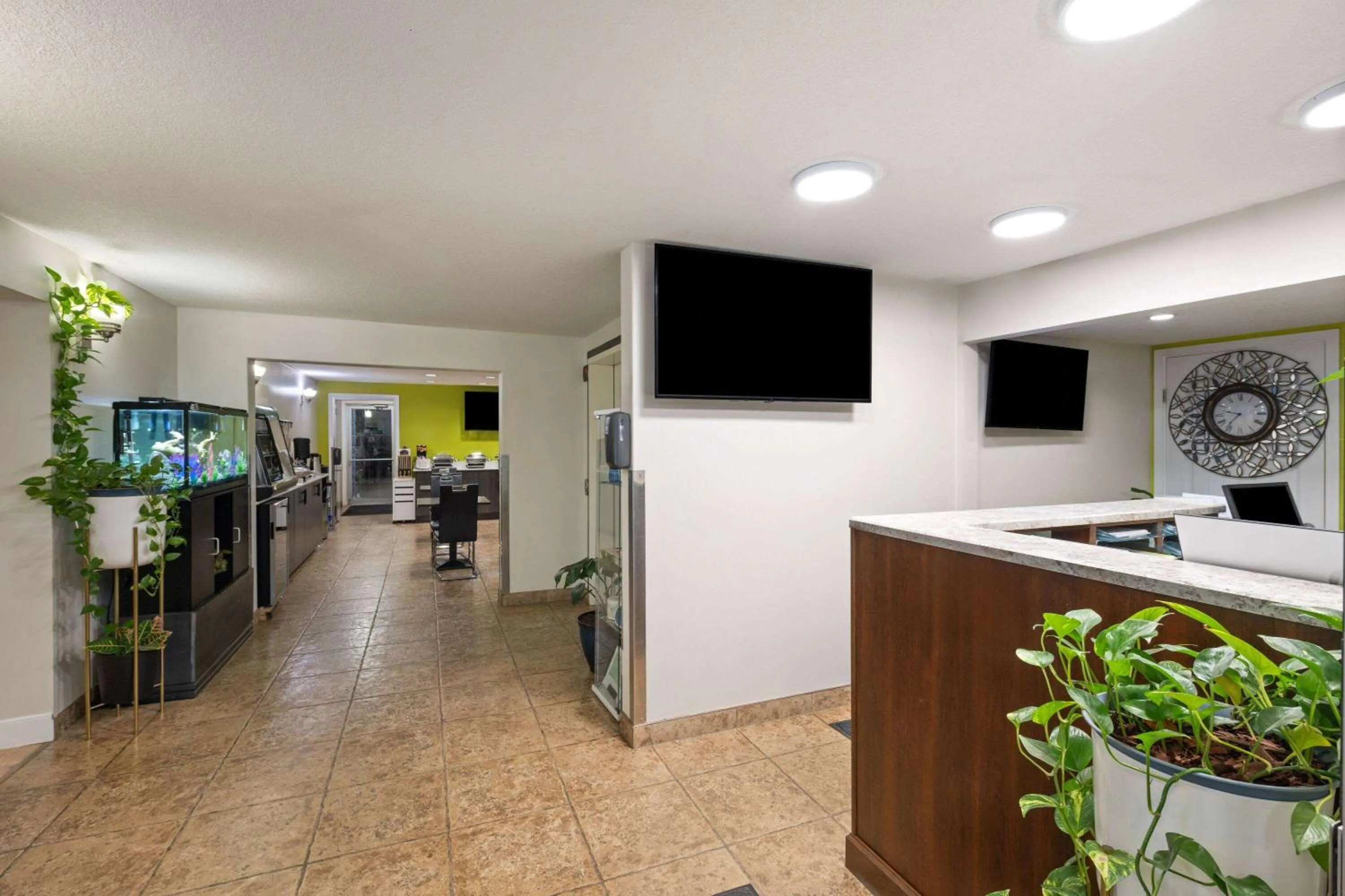 Lobby or reception in Super 8 by Wyndham Fort McMurray