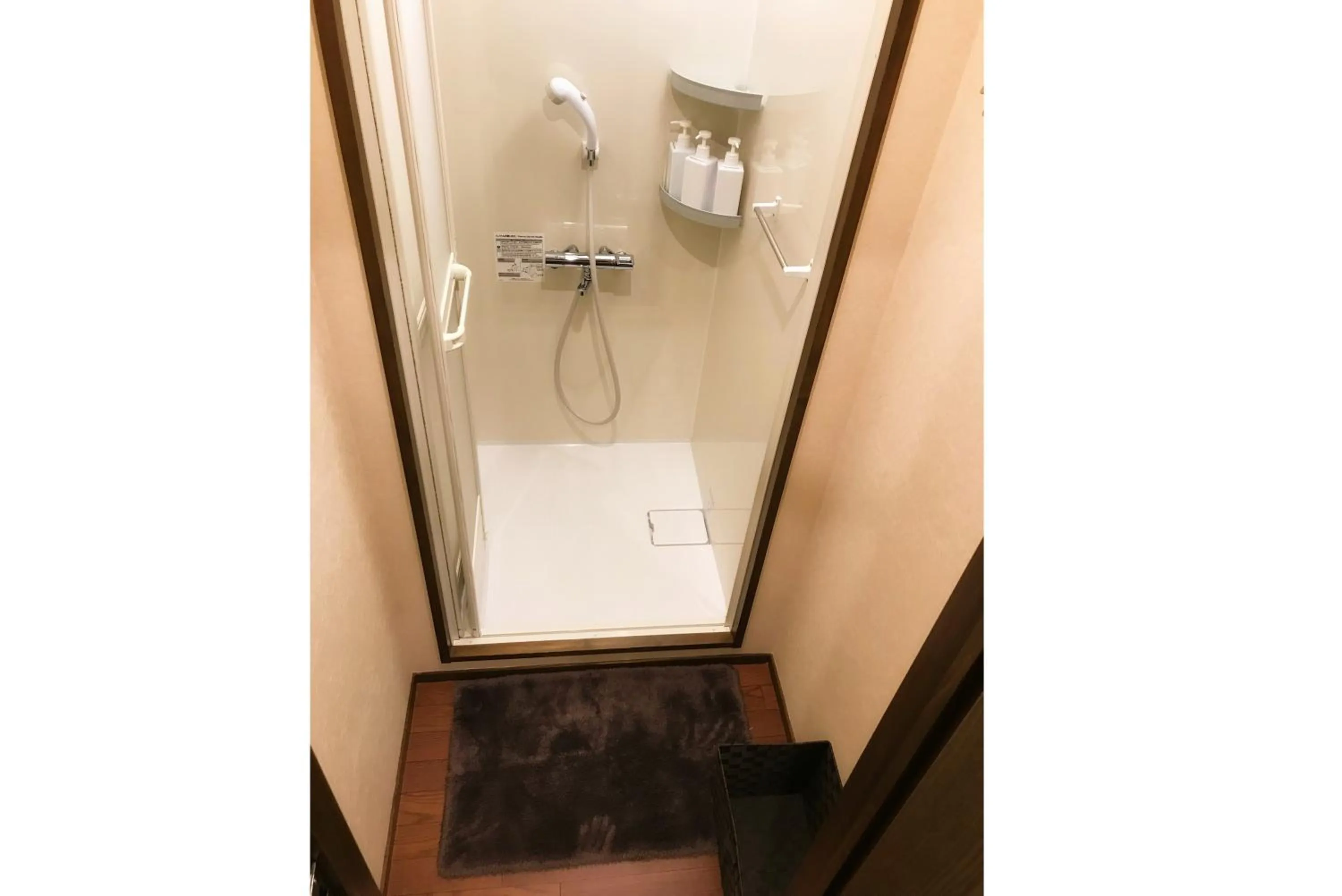 Bathroom in K's House Takayama Oasis [2nd K's Hostel]