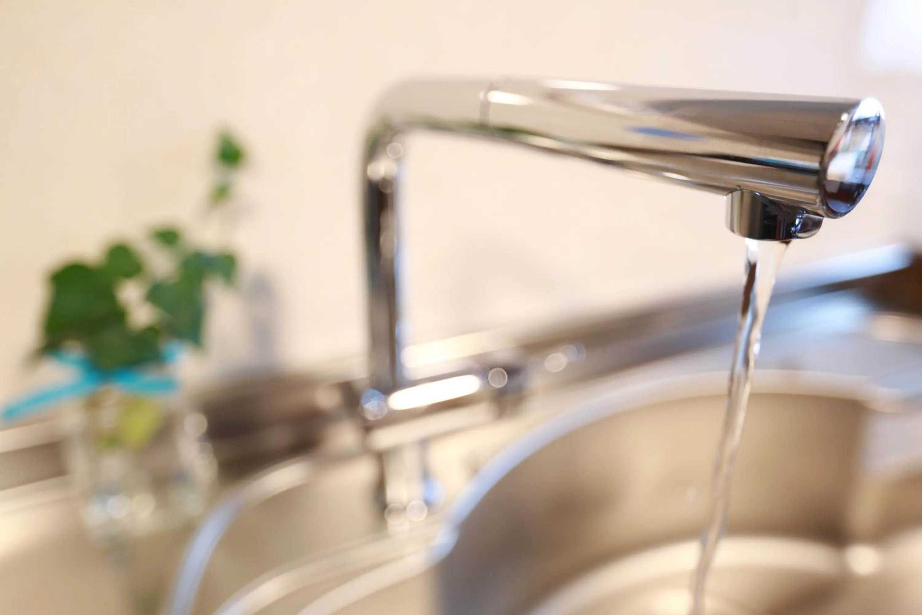 Communal kitchen in K's House Takayama Oasis [2nd K's Hostel]