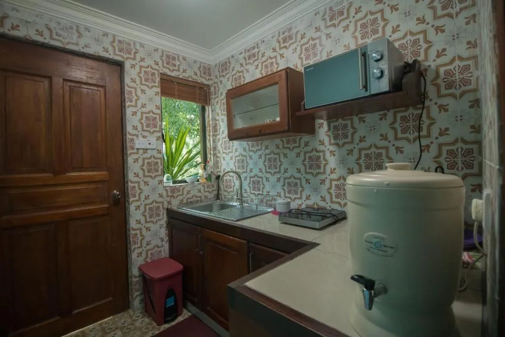Kitchen or kitchenette in De Serenity - Exclusive Jungle Retreat