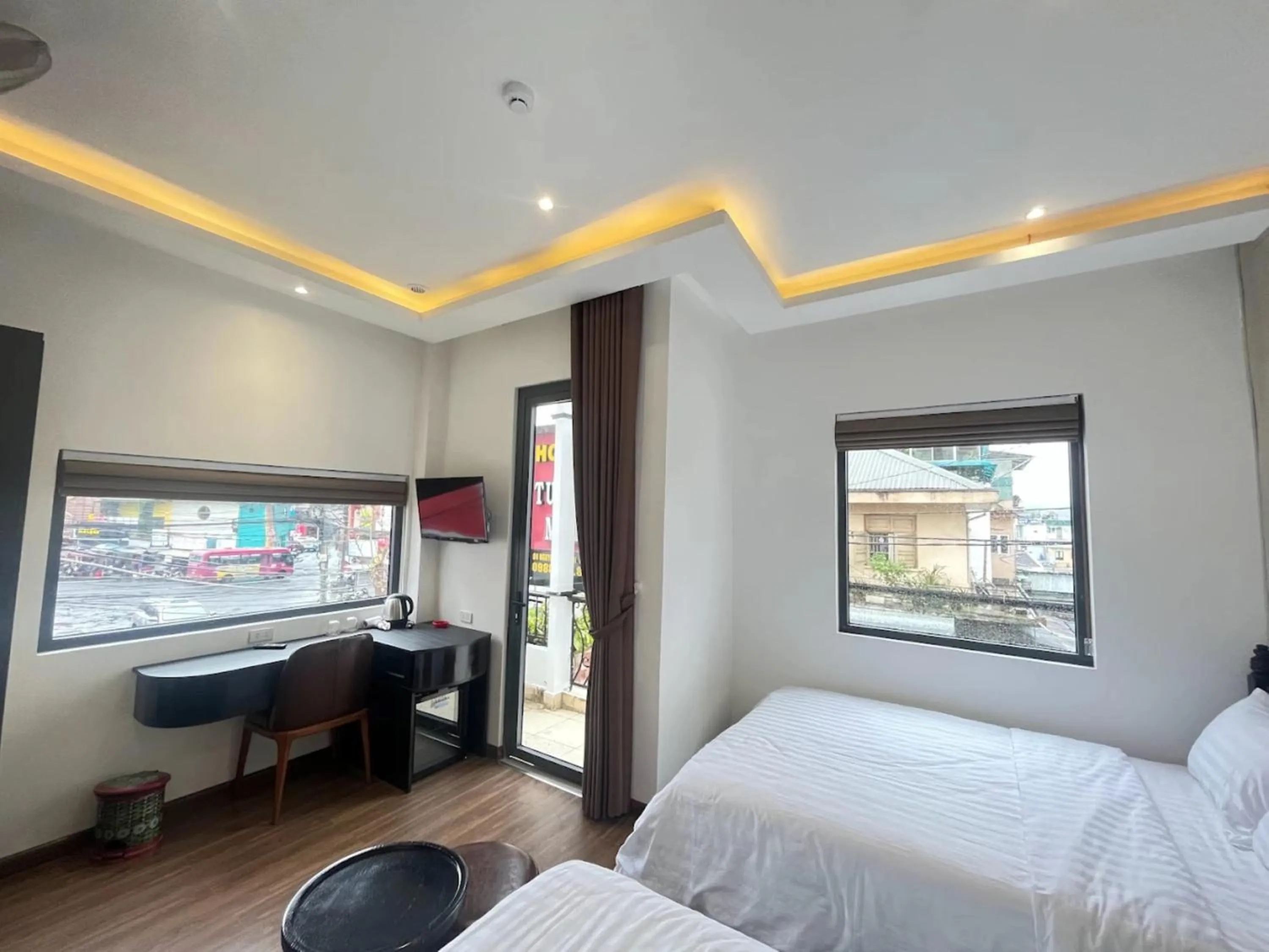 Photo of the whole room, Bed in Tuyết Mai Hotel