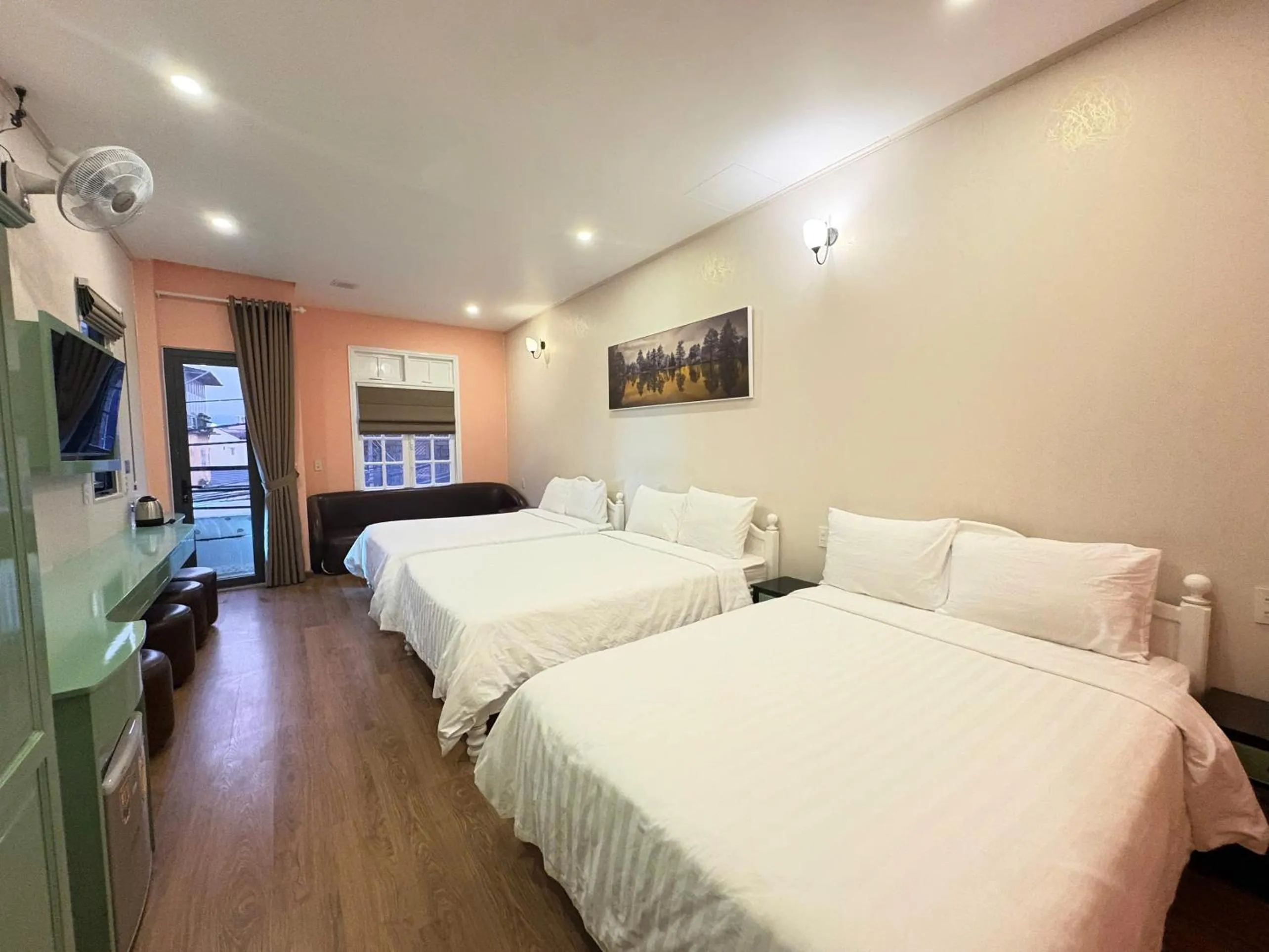 Bed in Tuyết Mai Hotel