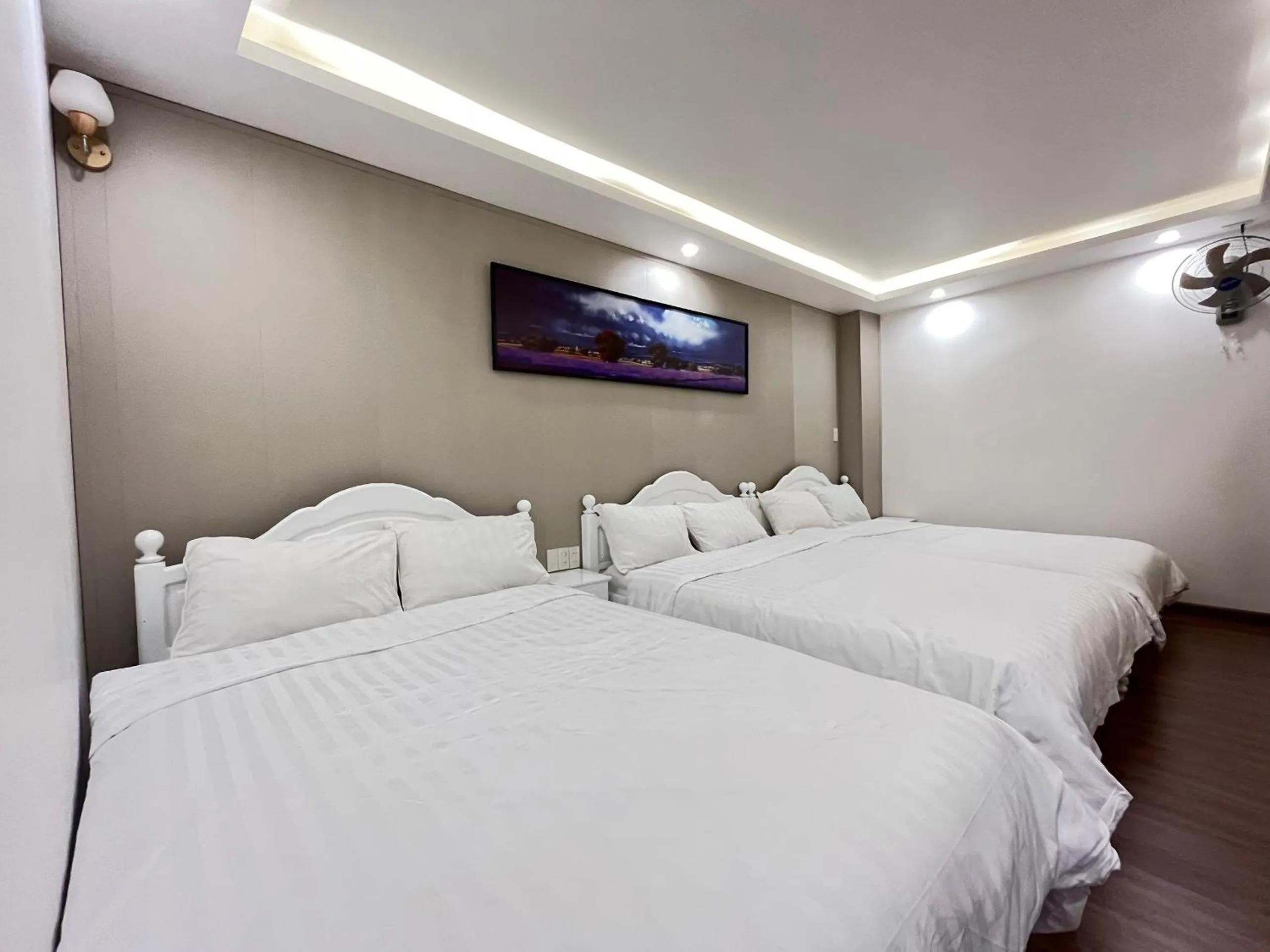 Bed in Tuyết Mai Hotel