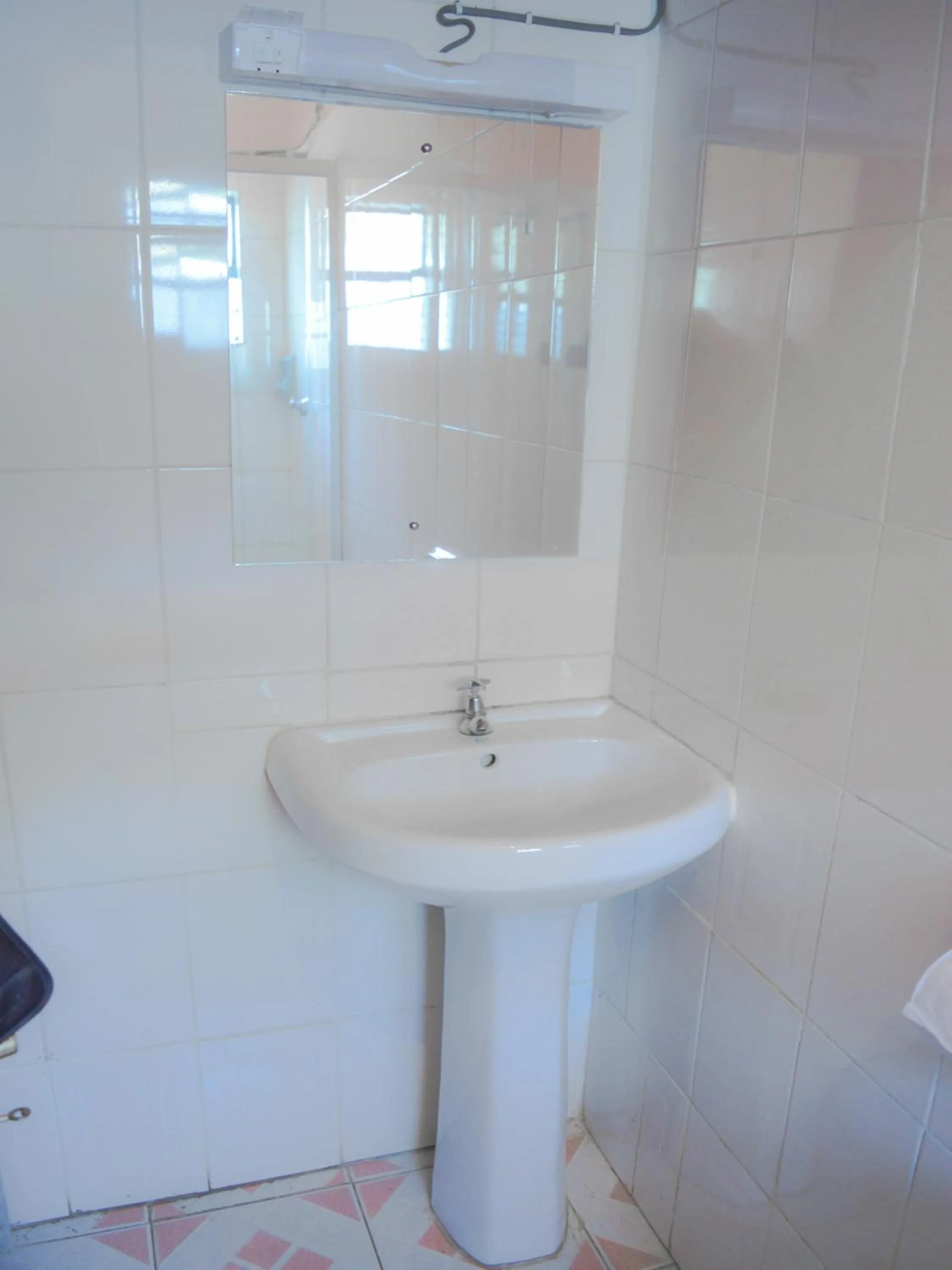 Bathroom in Orlando Guest Resort