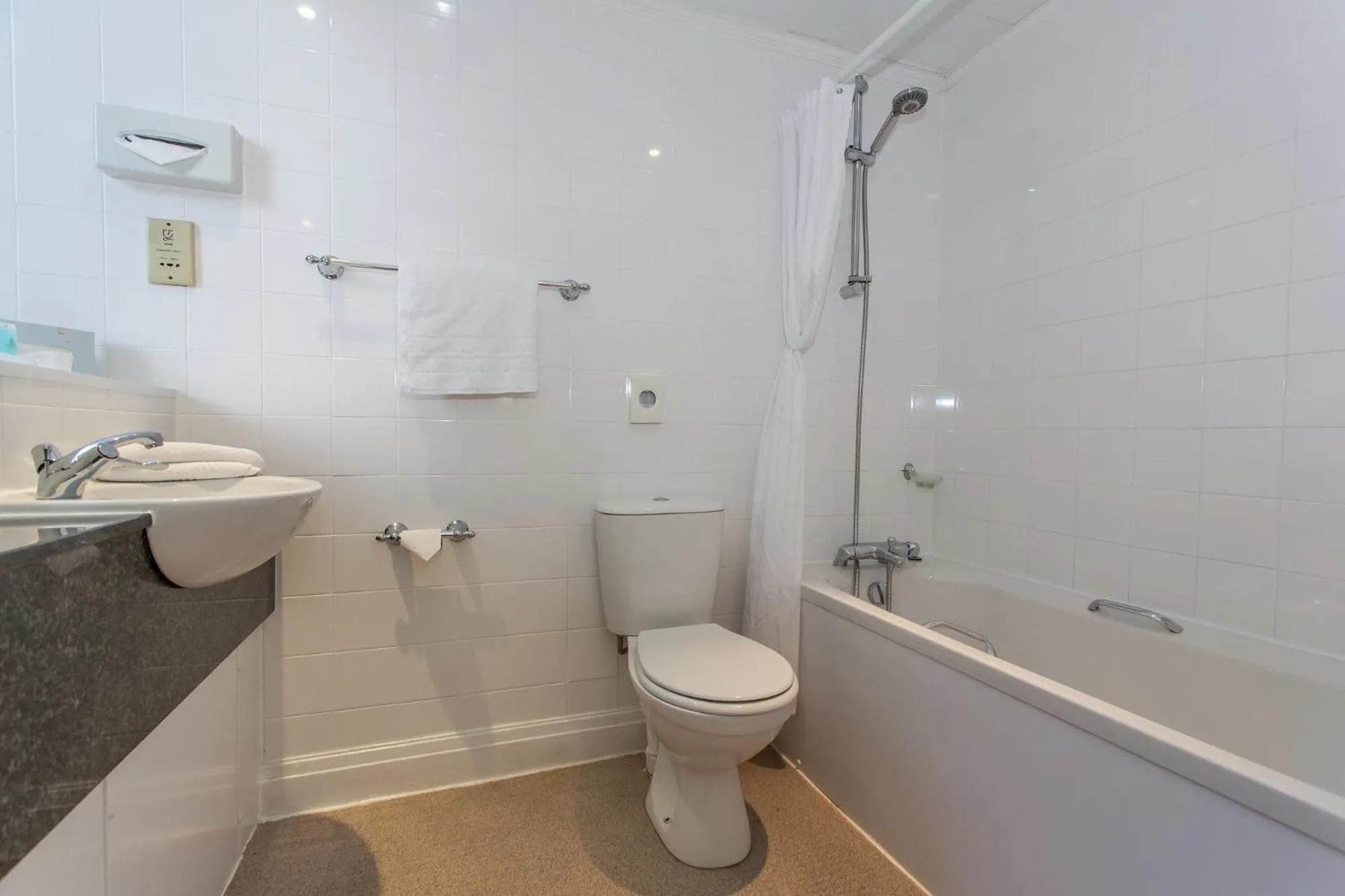 Bathroom in Britannia Country House Hotel