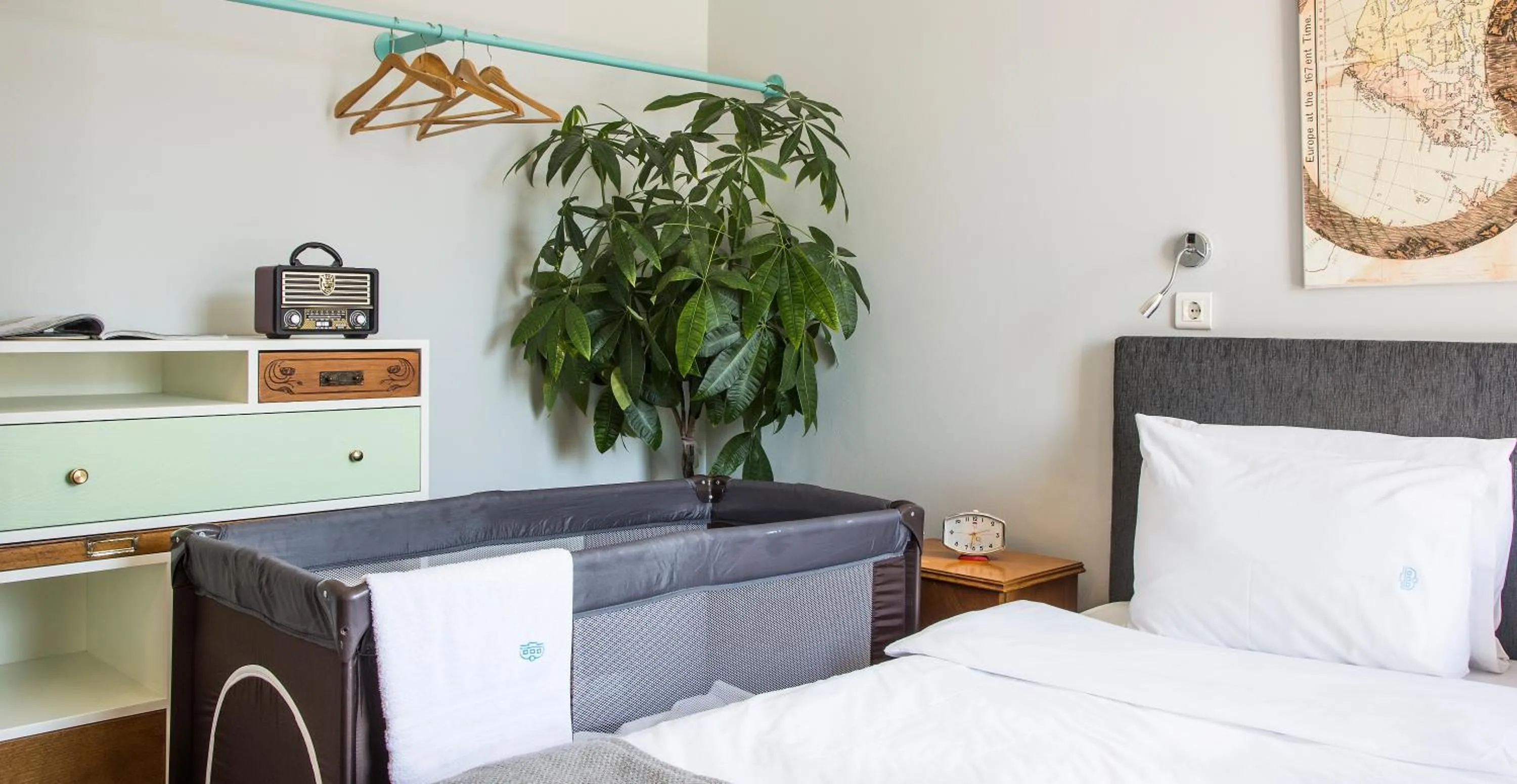 Photo of the whole room, Bed in The Caravan