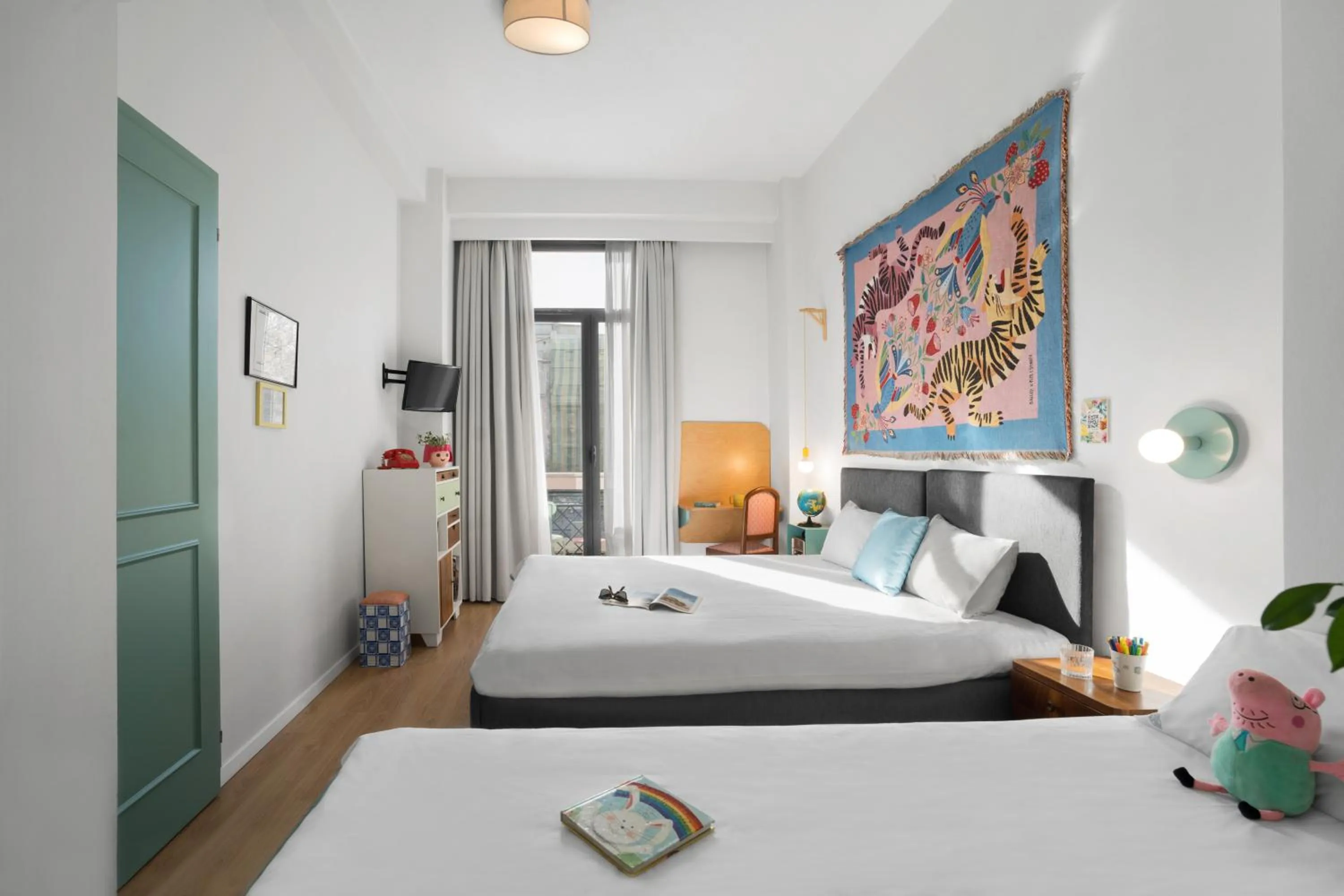 Photo of the whole room, Bed in The Caravan