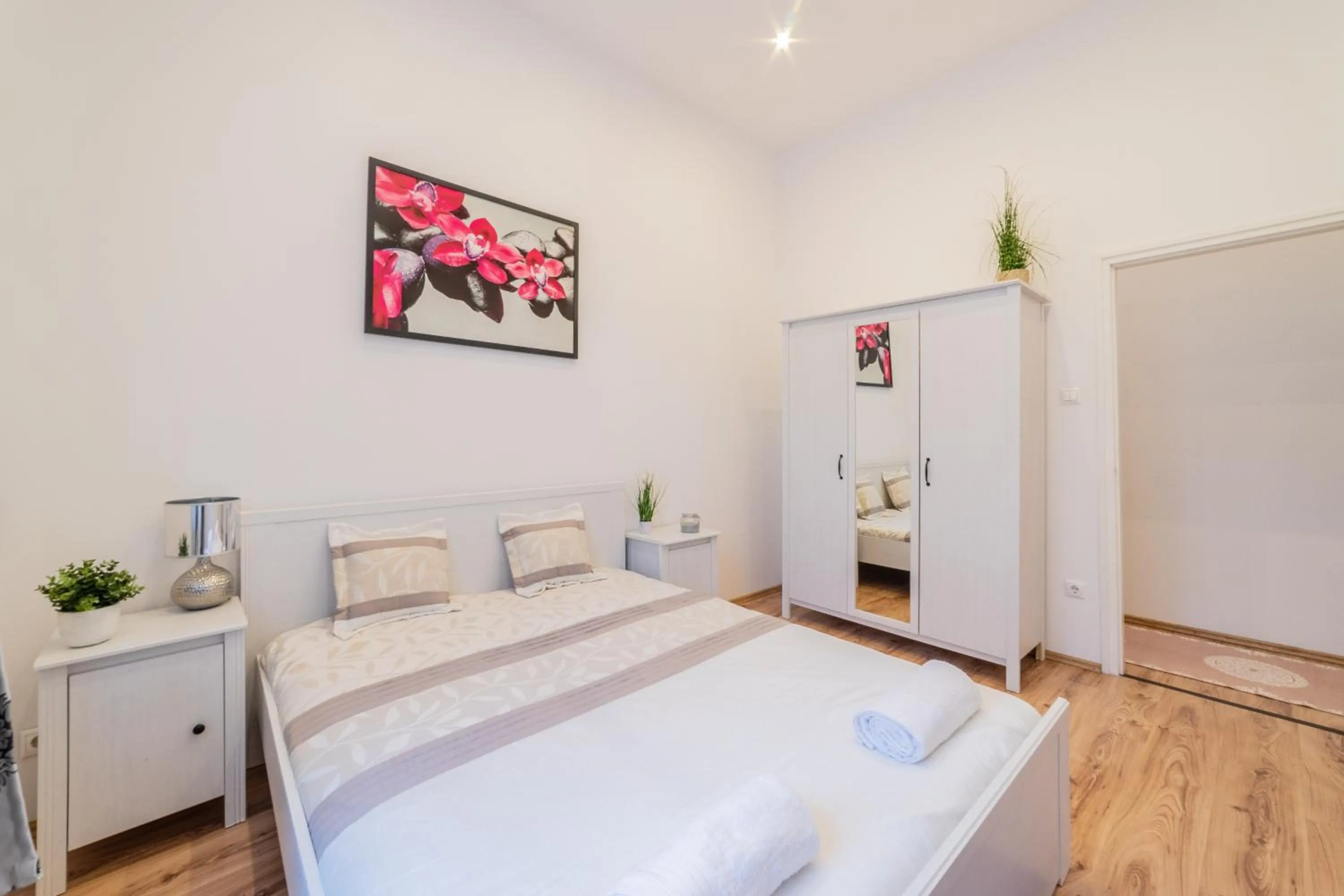 Bed in Real Apartments Anker