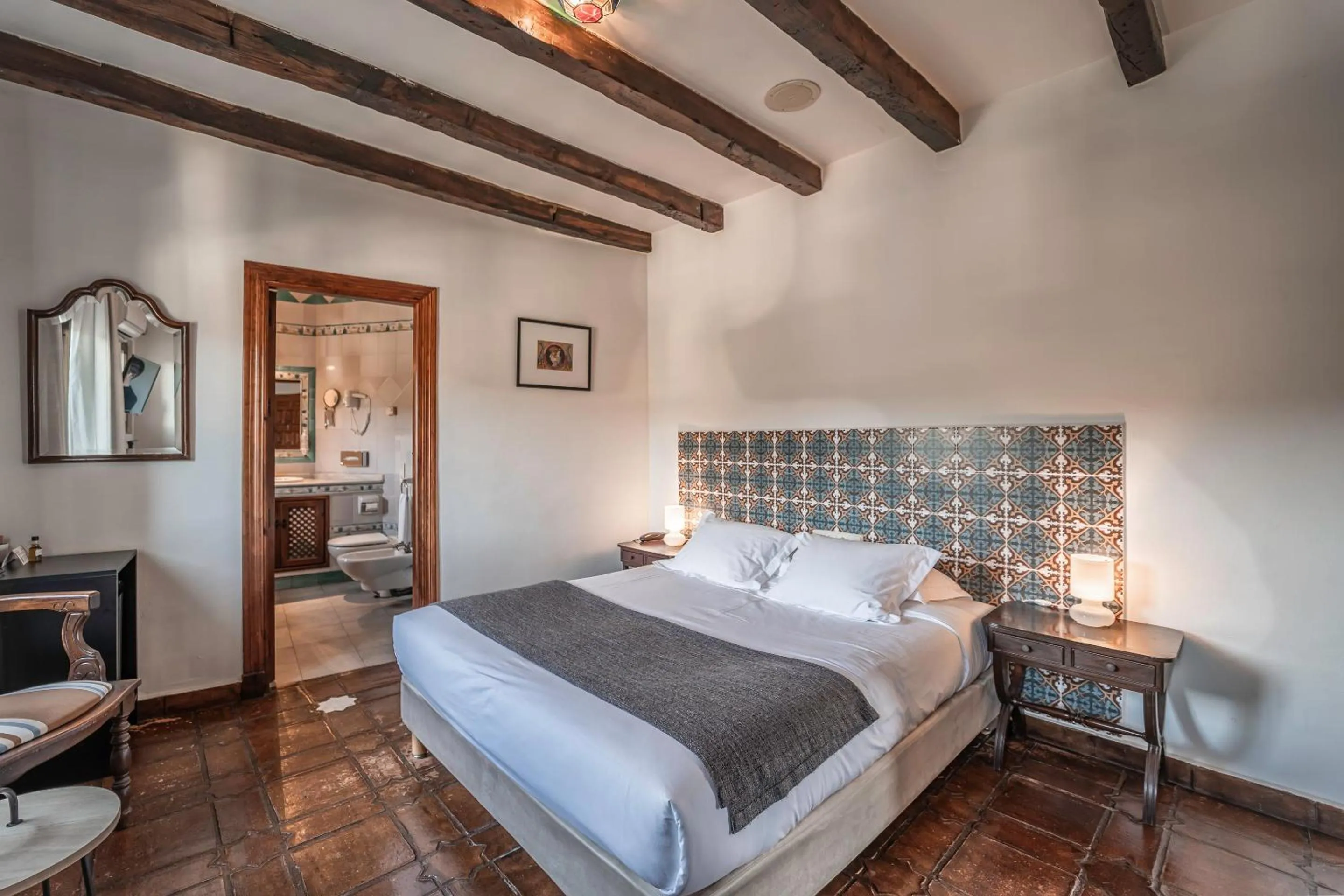 Bed in Hotel Castillo de Monda