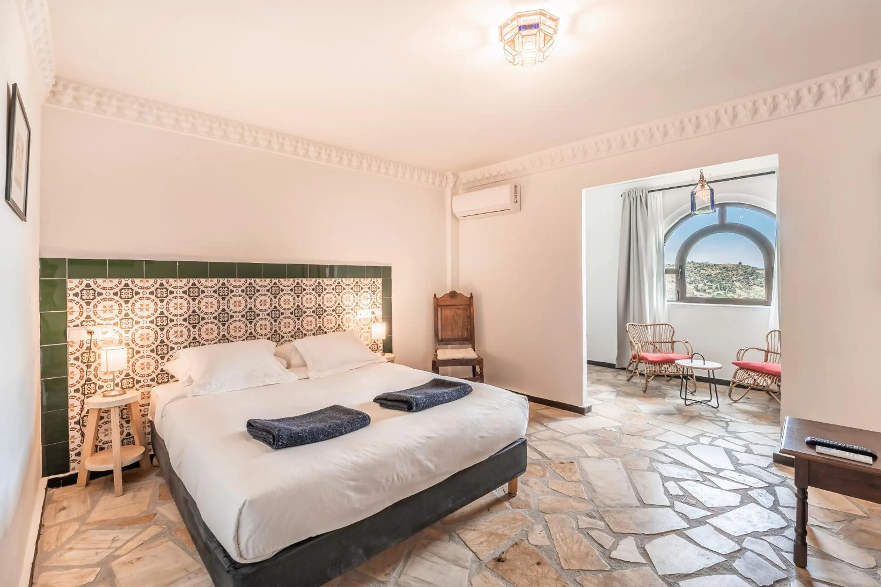 Bed in Hotel Castillo de Monda