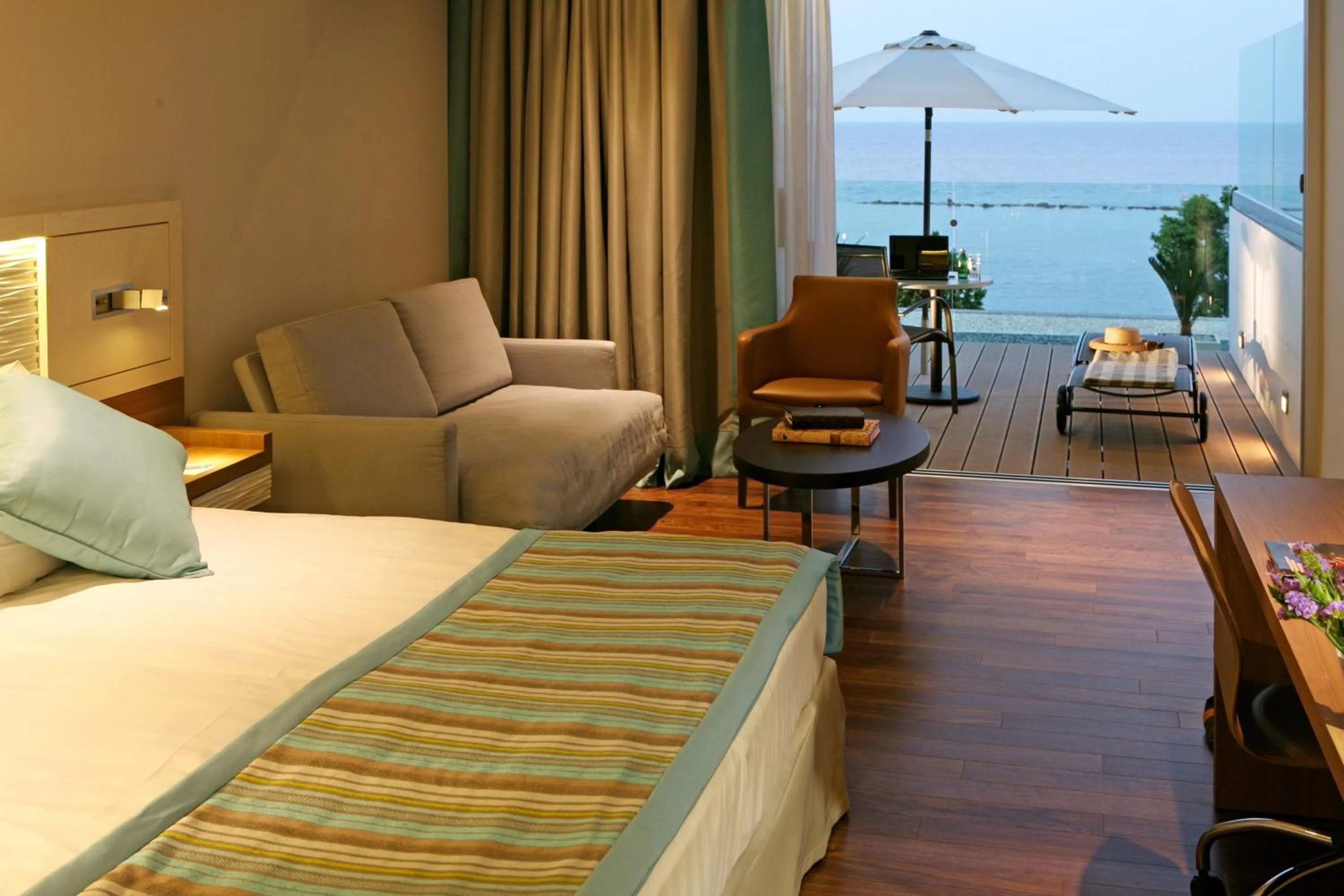 Photo of the whole room, Bed in Crowne Plaza Limassol by IHG