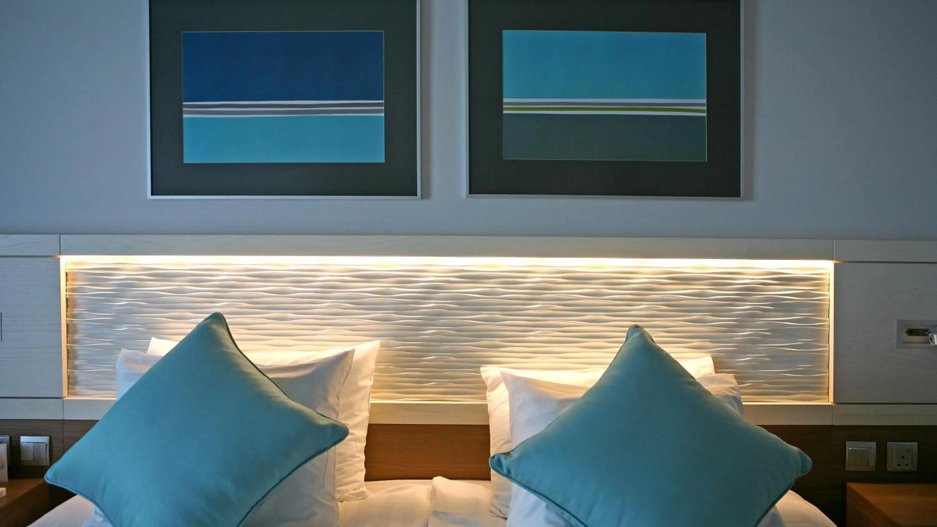 Photo of the whole room in Crowne Plaza Limassol by IHG