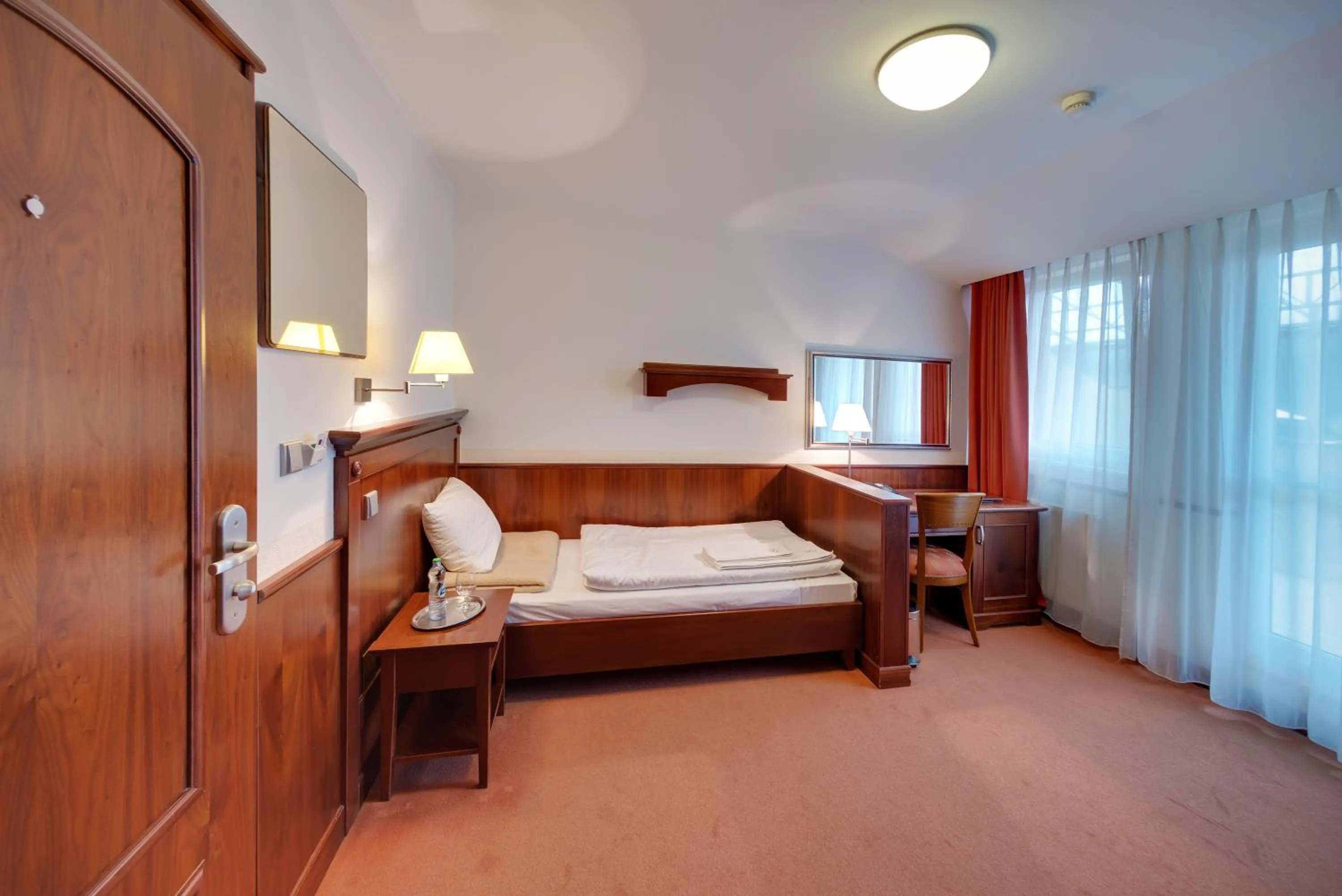 Photo of the whole room, Bed in Hotel Torysa