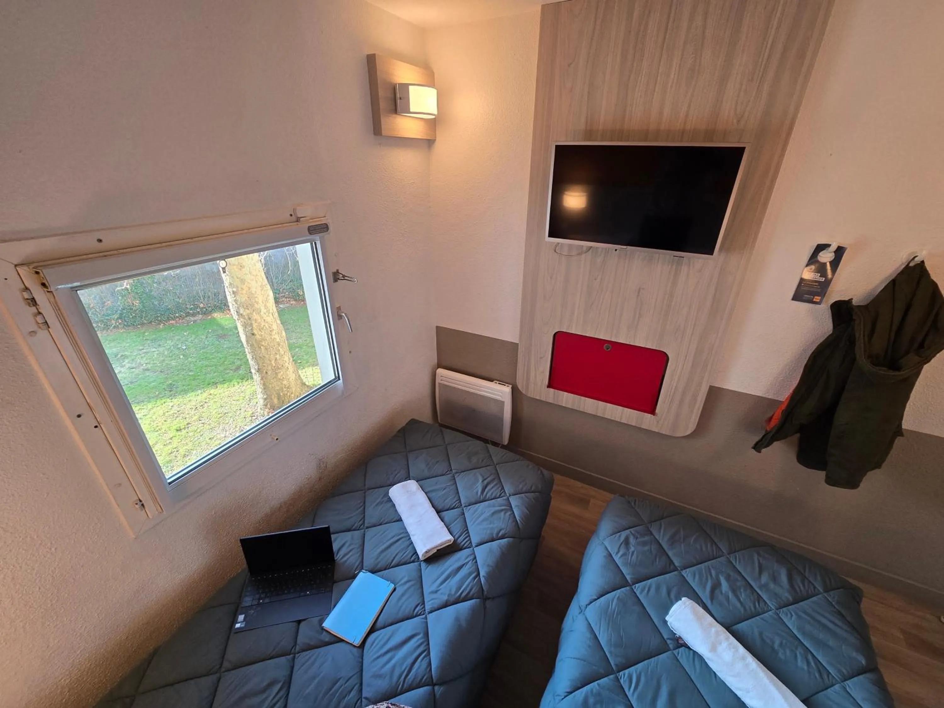 Bed in Premiere Classe Angers Est - St Barthelemy D'Anjou