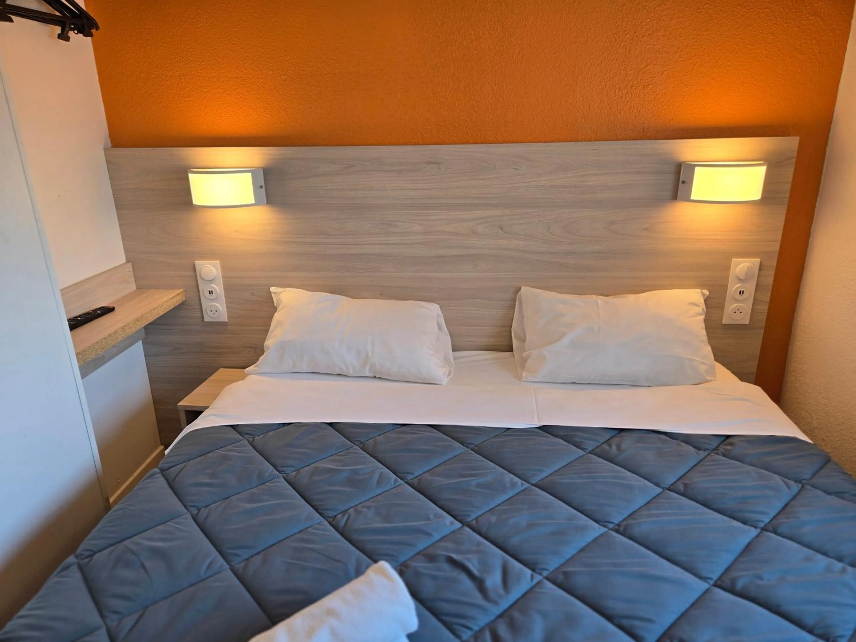 Bed in Premiere Classe Angers Est - St Barthelemy D'Anjou