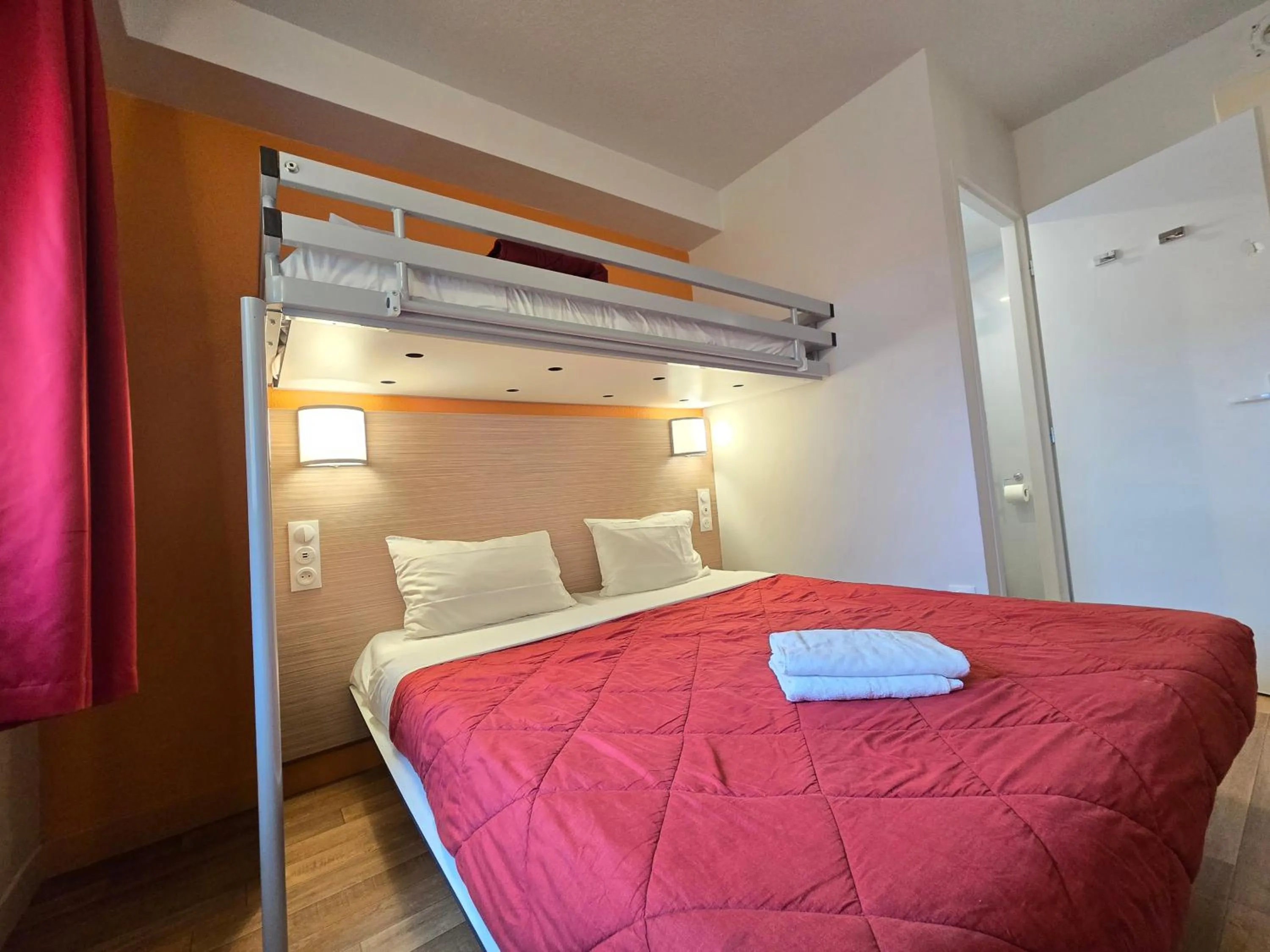 Bed in Premiere Classe Angers Est - St Barthelemy D'Anjou