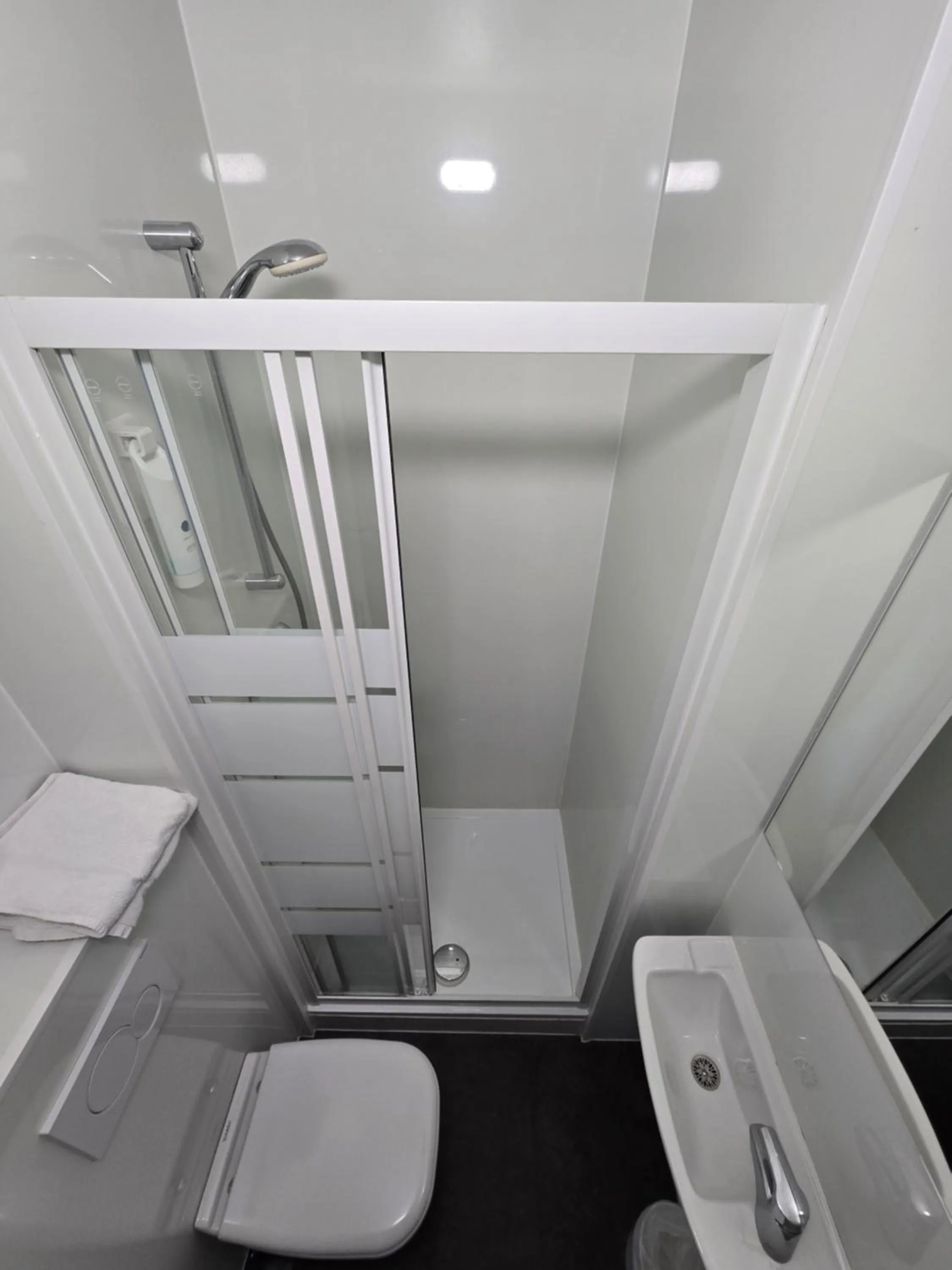 Shower in Premiere Classe Angers Est - St Barthelemy D'Anjou