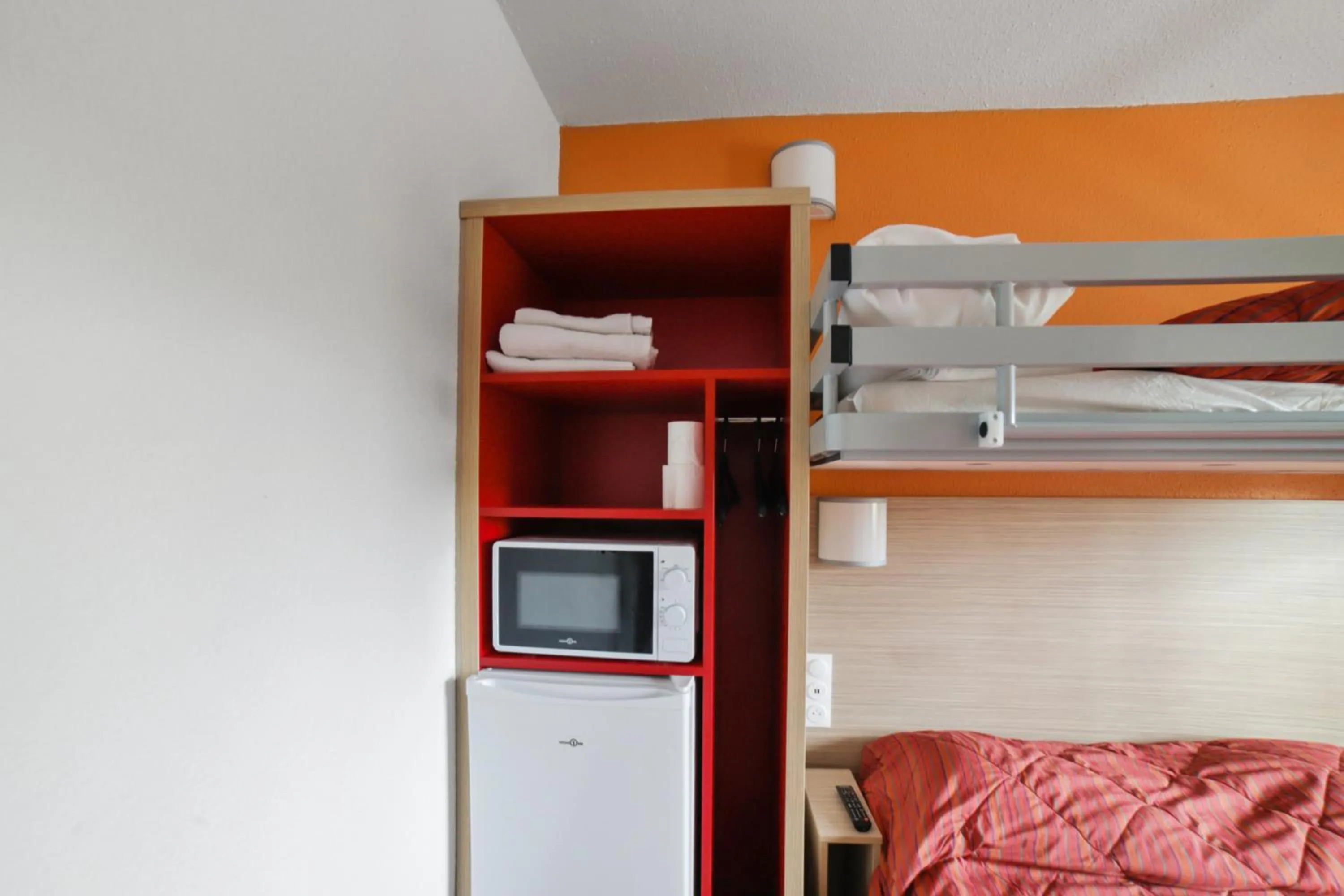 bunk bed in Premiere Classe Angers Est - St Barthelemy D'Anjou