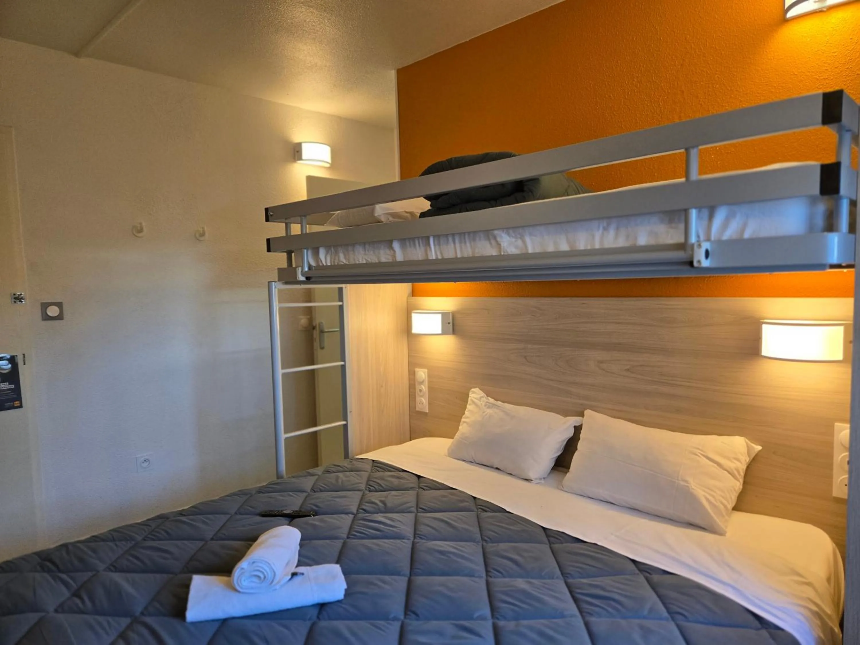 Bed in Premiere Classe Valence - Bourg Les Valence