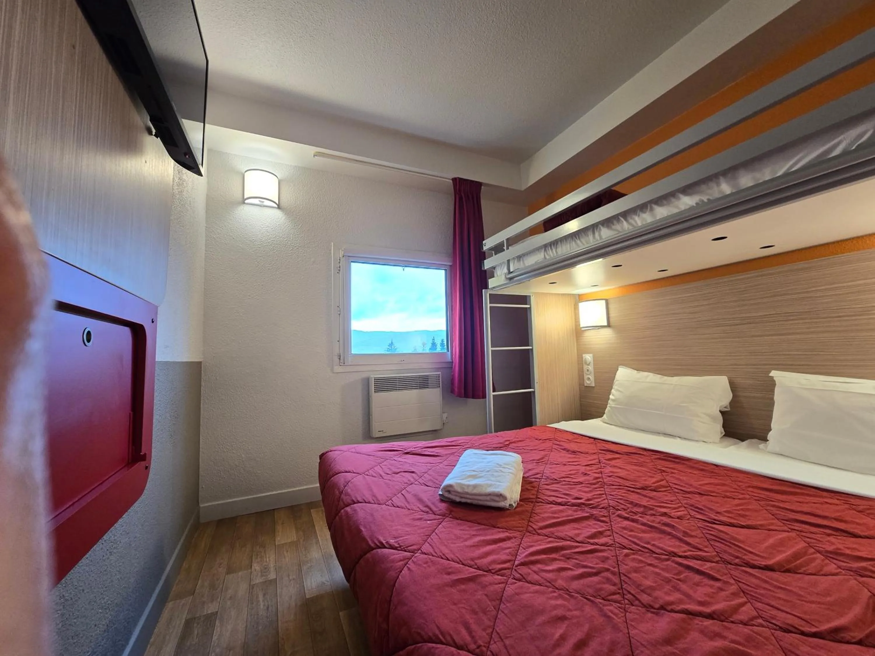 Bed in Premiere Classe Valence - Bourg Les Valence