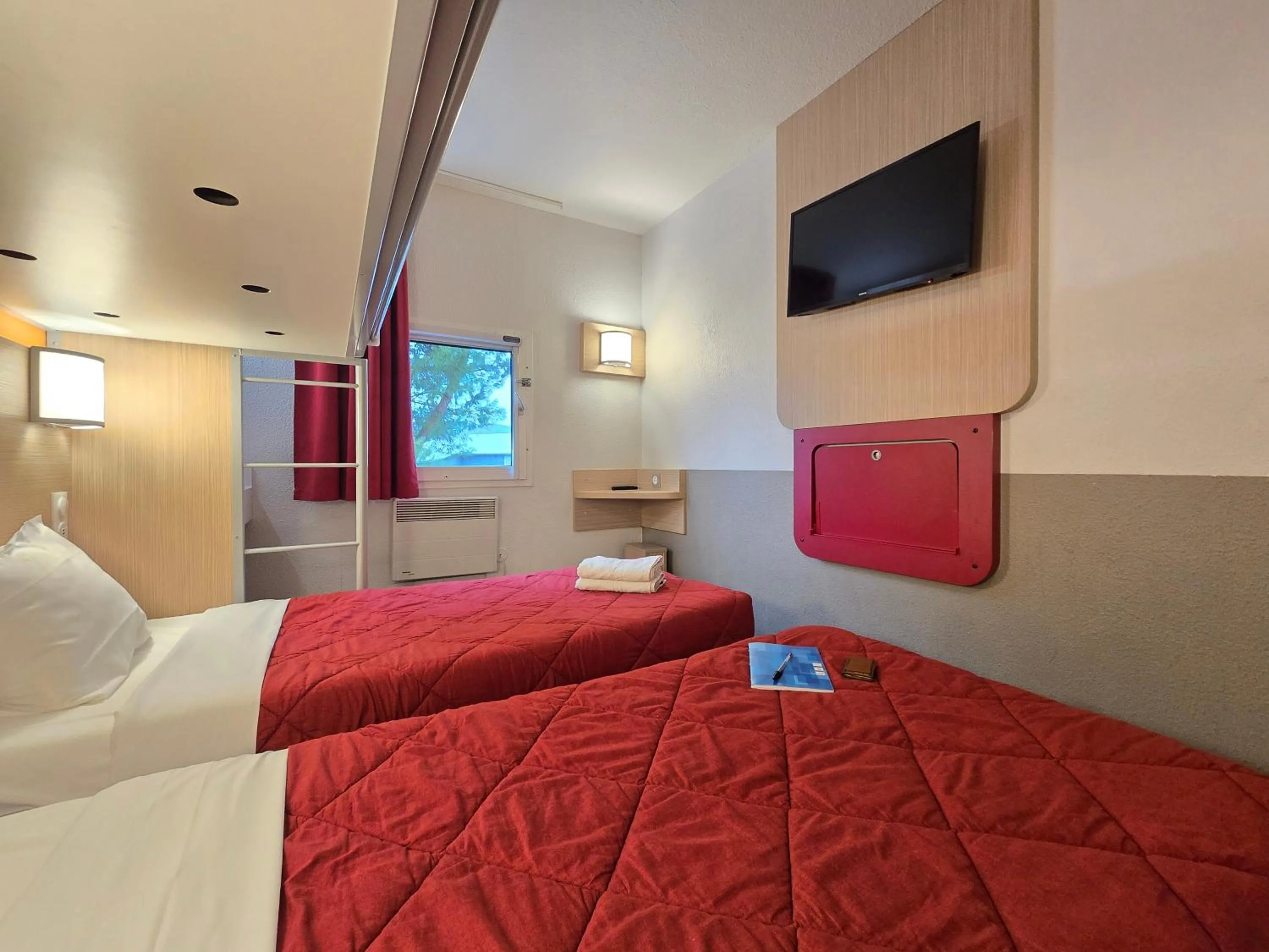 Bed in Premiere Classe Valence - Bourg Les Valence