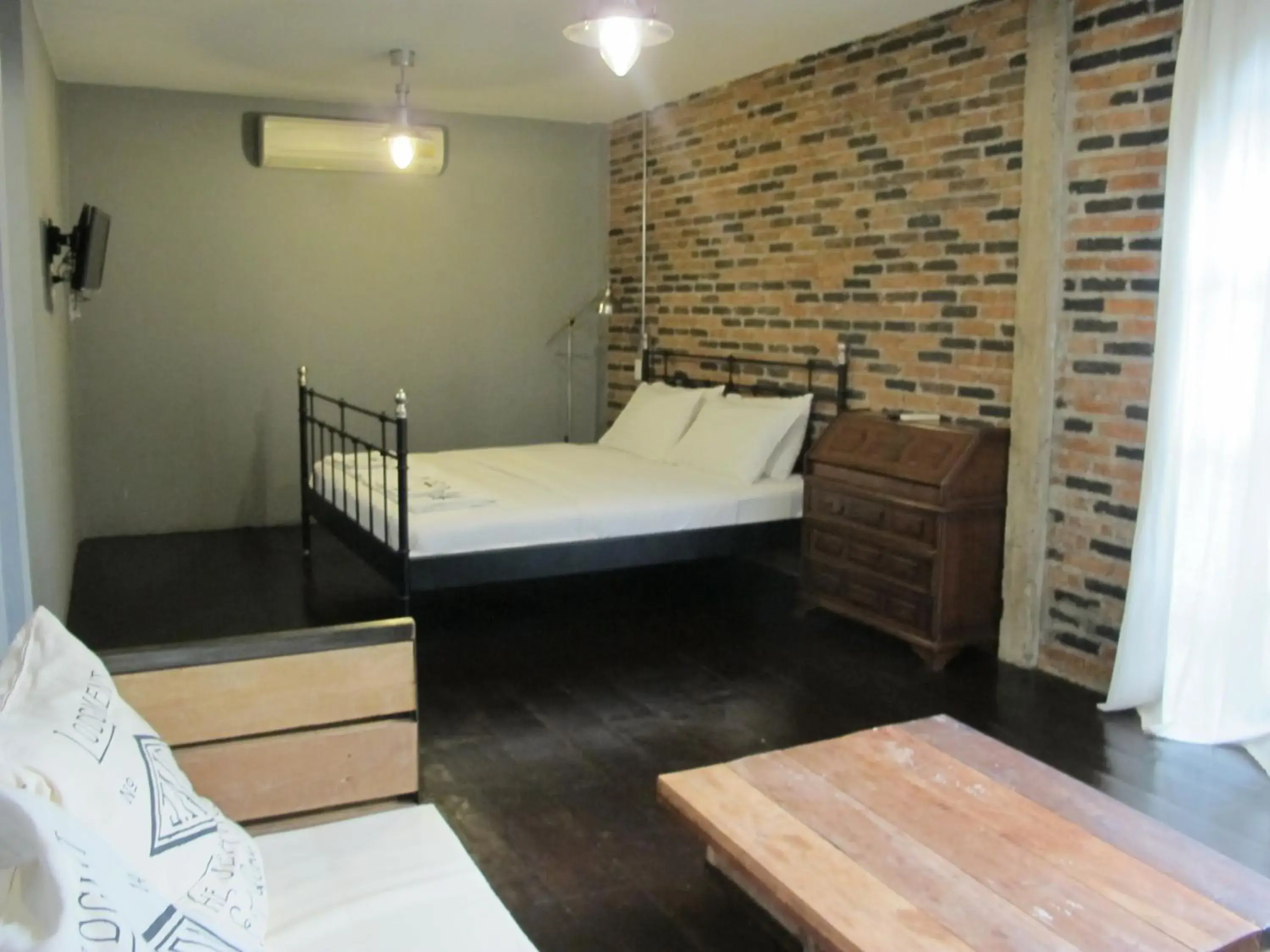 Deluxe King Room in J No.14 Deluxe King Room in J No.14